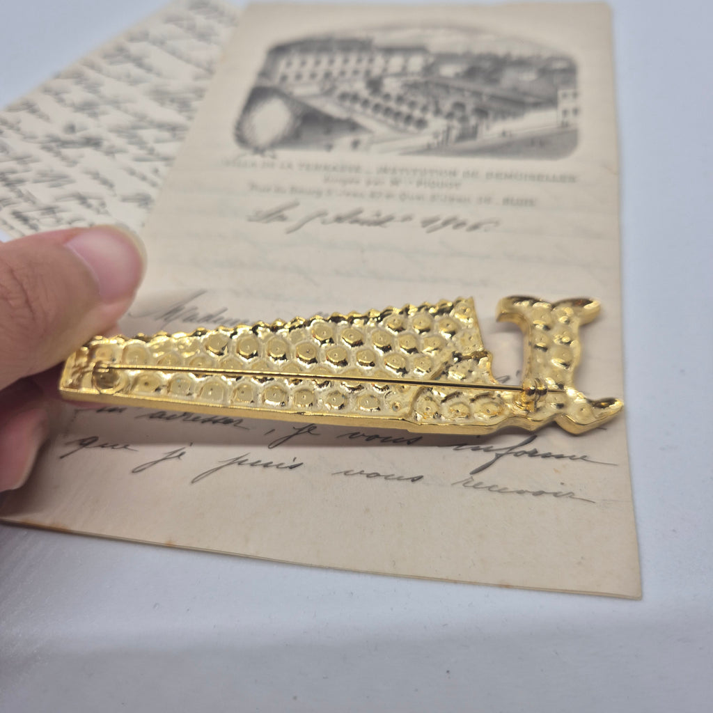 50er Jahre große Antik Brosche Werkzeug Modeschmuck Gold lila rosa Strasssteine Säge Handwerker