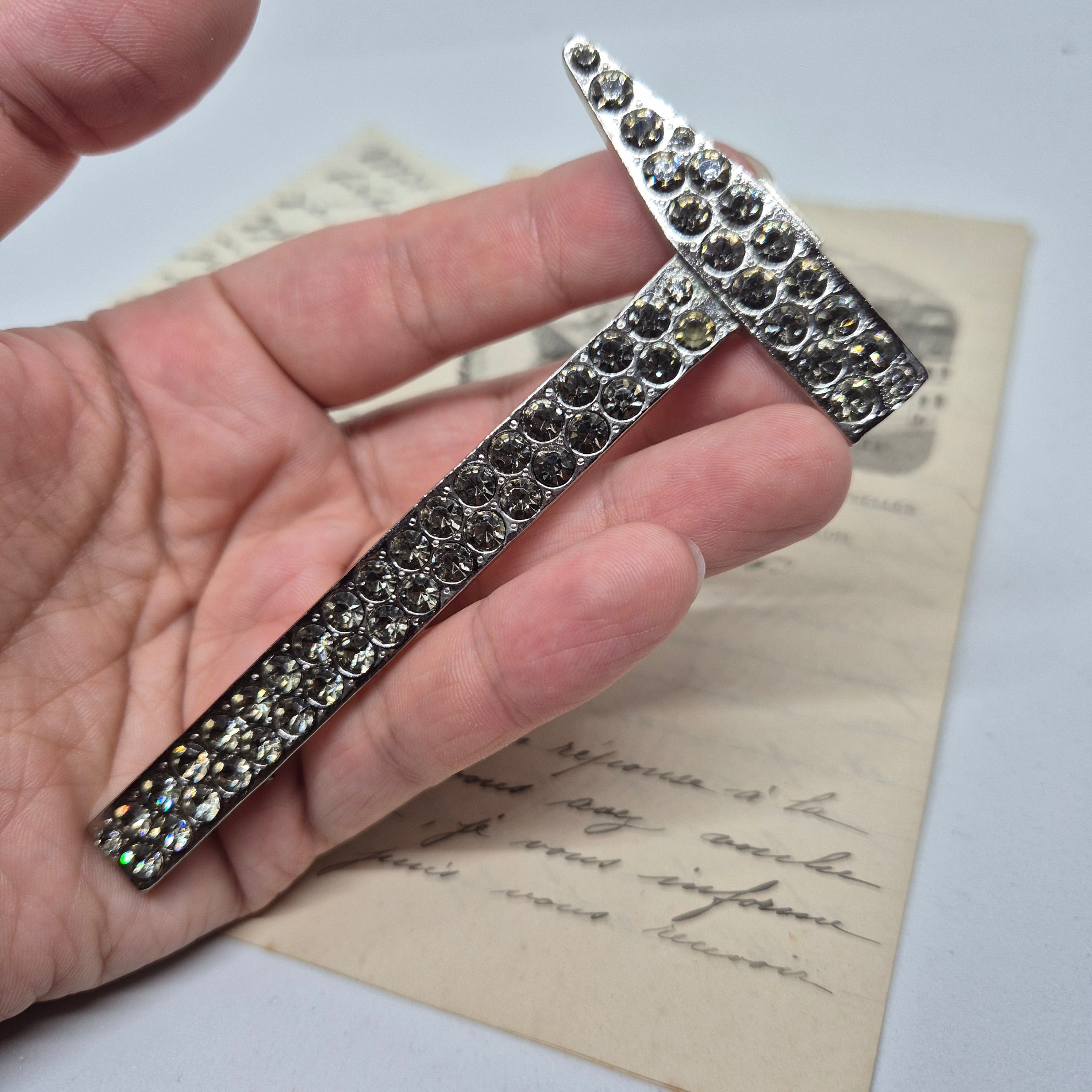 50er Jahre große Antik Brosche Werkzeug Modeschmuck silber Strasssteine Hammer Handwerker