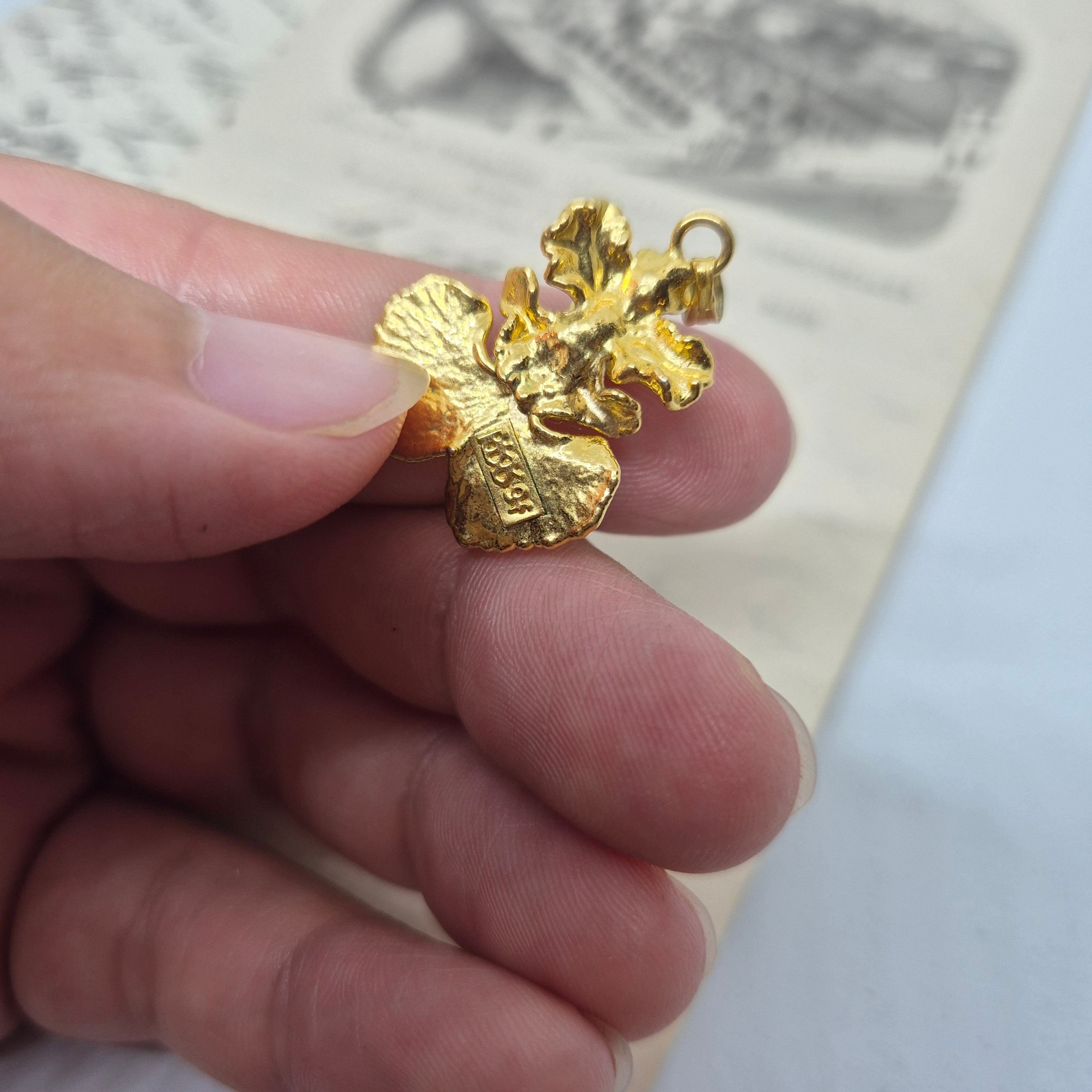 50er Jahre Orchidee Kettenanhänger Anhänger Vintage ohne Halskette Handmade Kette Goldfarbend