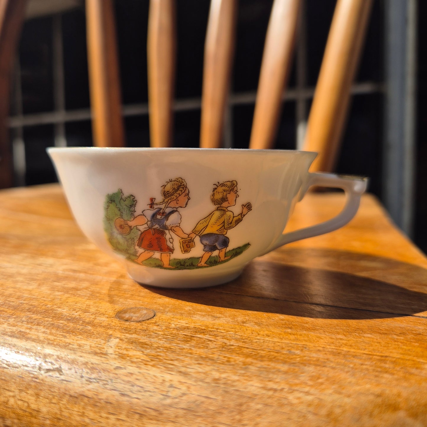 Antike 50er Jahre Tasse Kaffee Tee Porzellan Kindermotiv Handbemalt Hänsel & Gretel