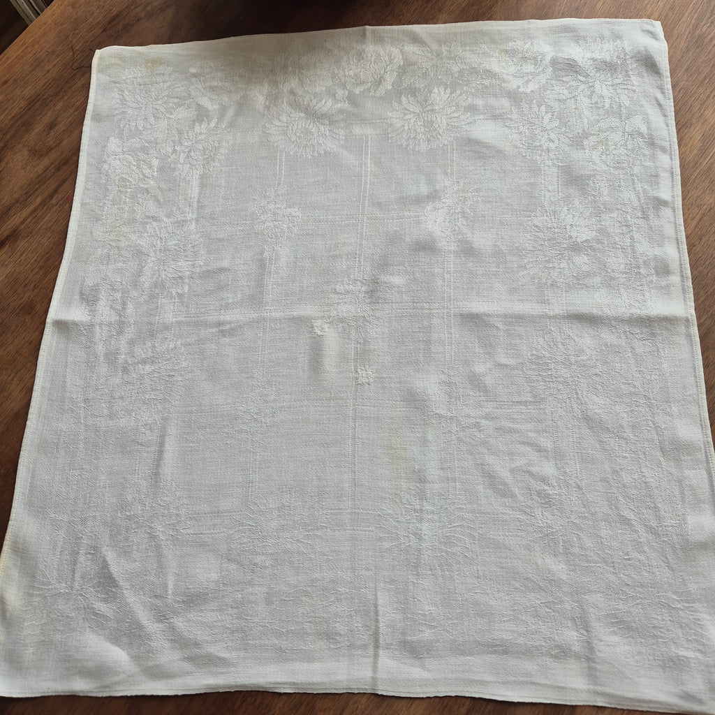 Antike Serviette / Mitteldecke (Flecken) weiß Damast Baumwolle 58x54cm 🤍