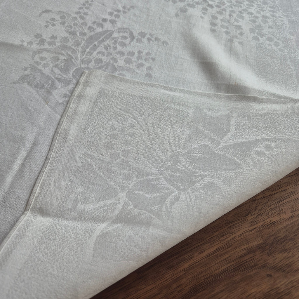Antike Serviette / Mitteldecke cremeweiß Damast Baumwolle 62x64cm 🤍