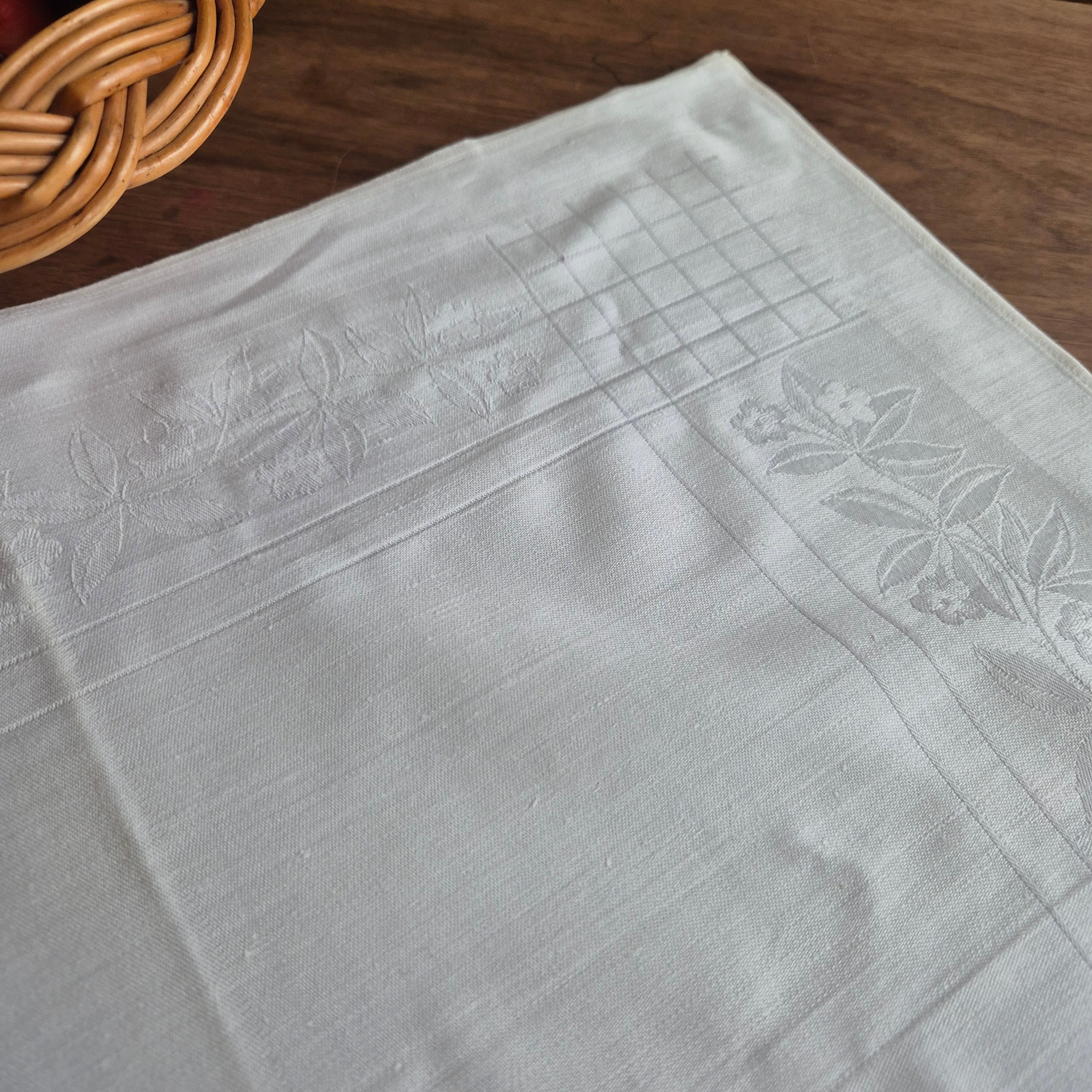 Antike Serviette / Mitteldecke cremeweiß Damast Baumwolle 53x53cm 🤍