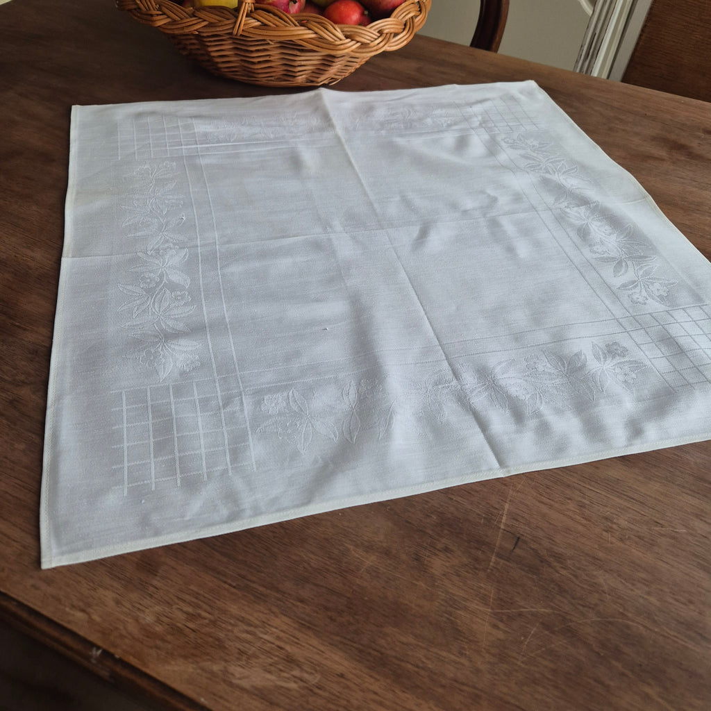 Antike Serviette / Mitteldecke cremeweiß Damast Baumwolle 53x53cm 🤍