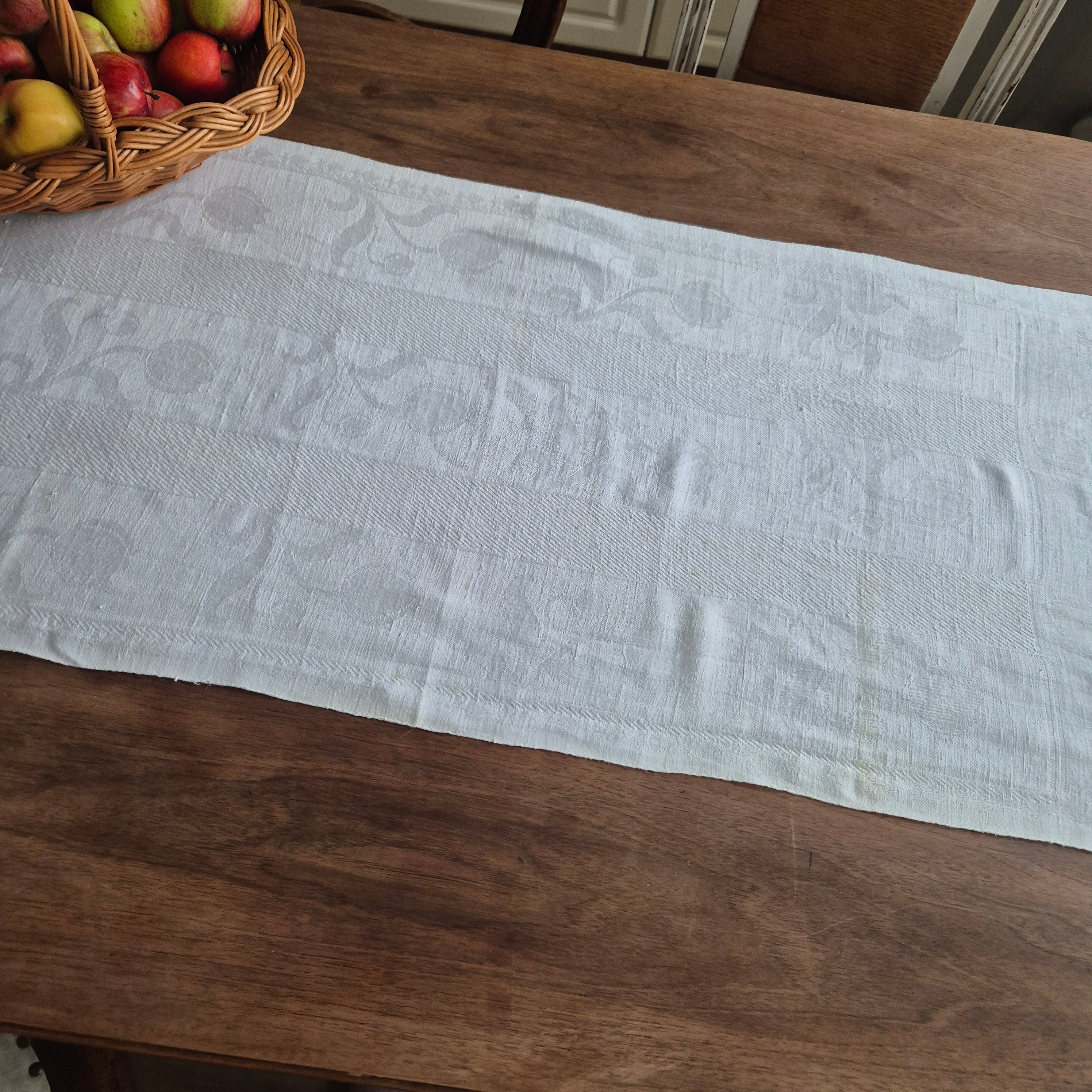 Antikes Jugendstil Küchen- & Geschirrtuch cremeweiß Leinen Baumwolle 47x110cm Monogramm M. 🤍