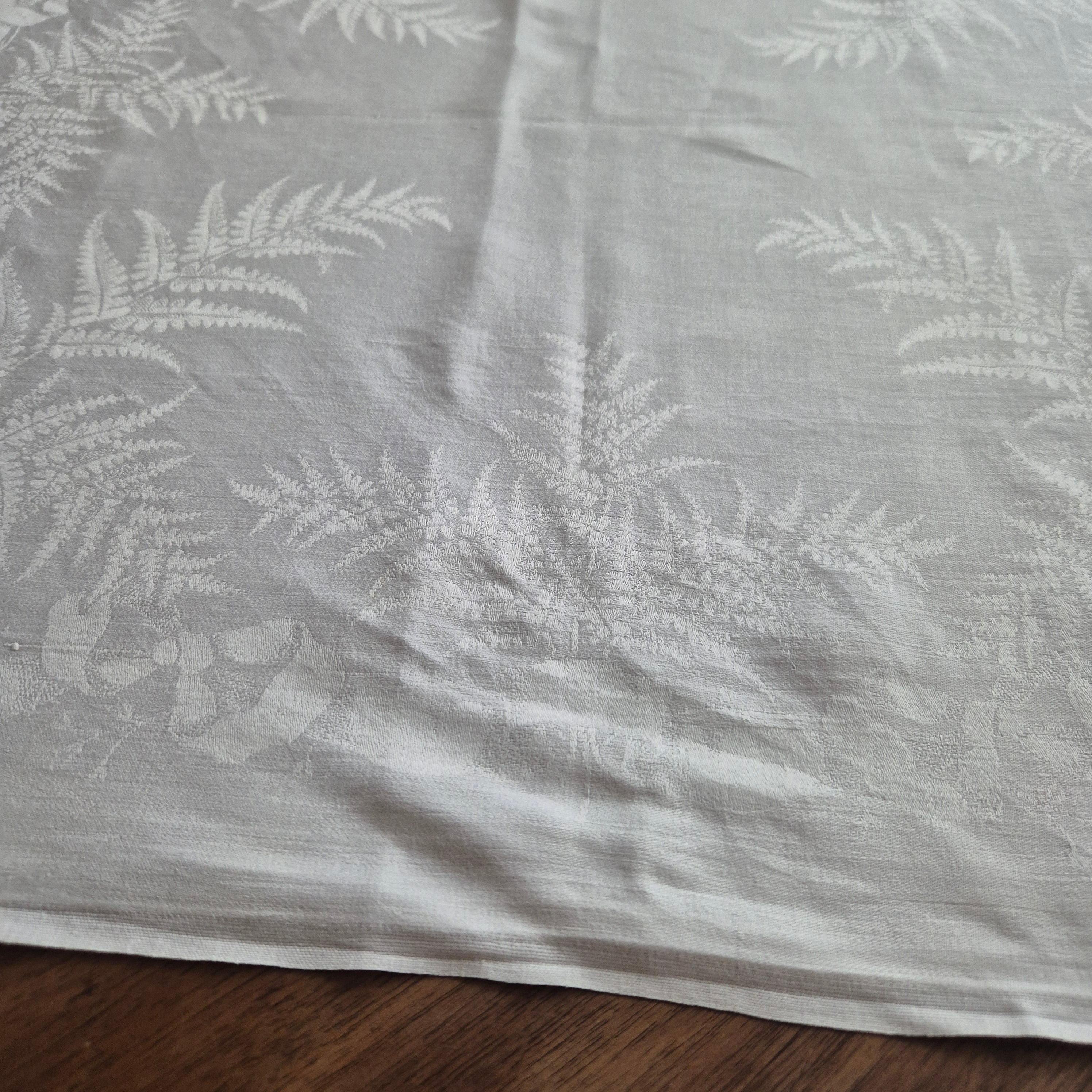 Antike Serviette / Mitteldecke weiß Damast Baumwolle 68x68cm Fahnen Motiv 🤍