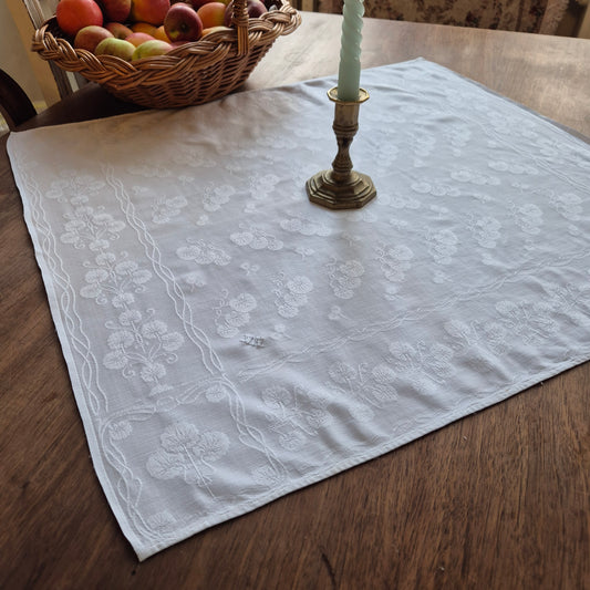 Antike Serviette / Mitteldecke weiß Damast Baumwolle 63x58cm Monogramm M.H. 🤍