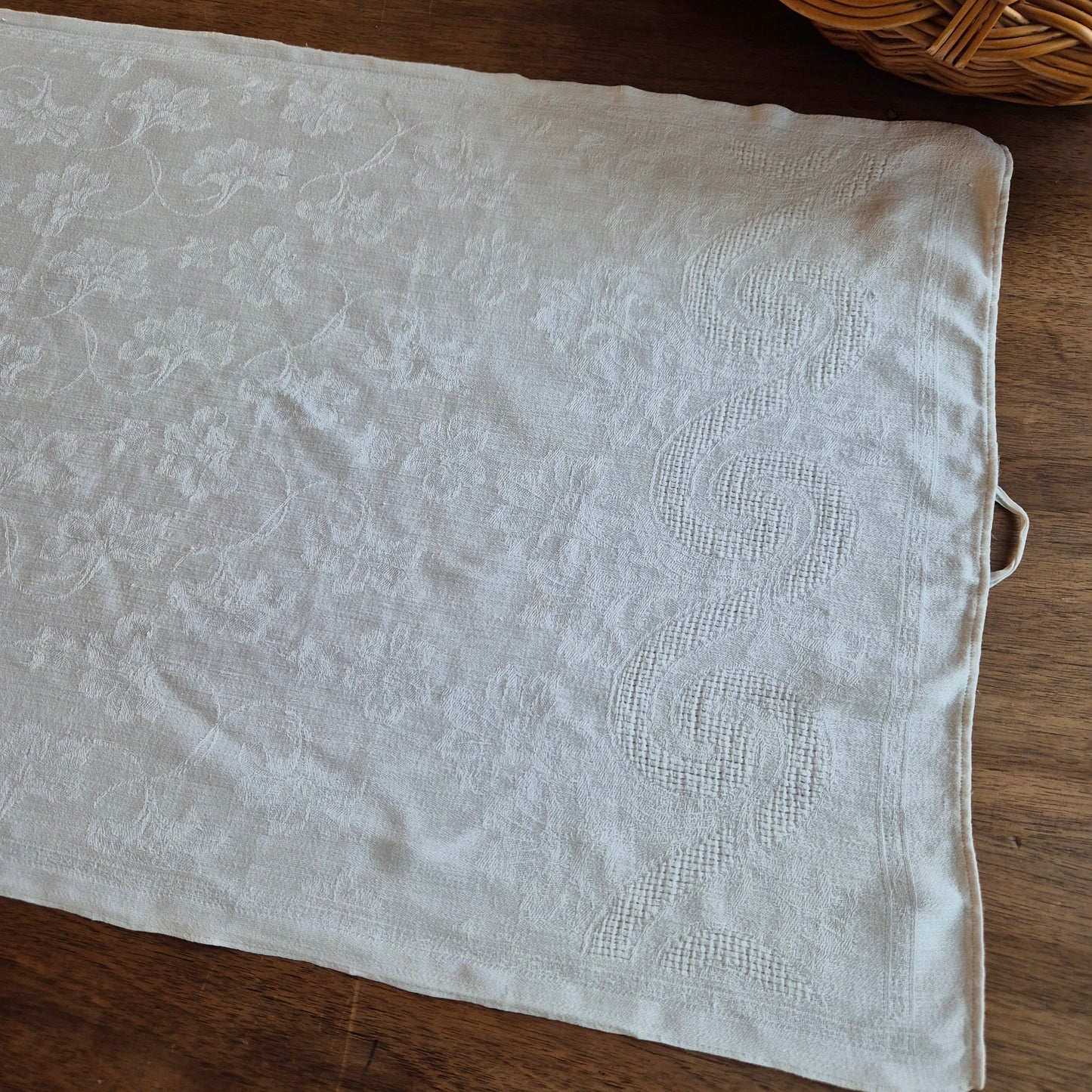 Antike Jugendstil Mitteldecke Tischdecke rechteckig Küchenhandtuch weiß Damast Baumwolle 44x97cm Monogramm G.K.