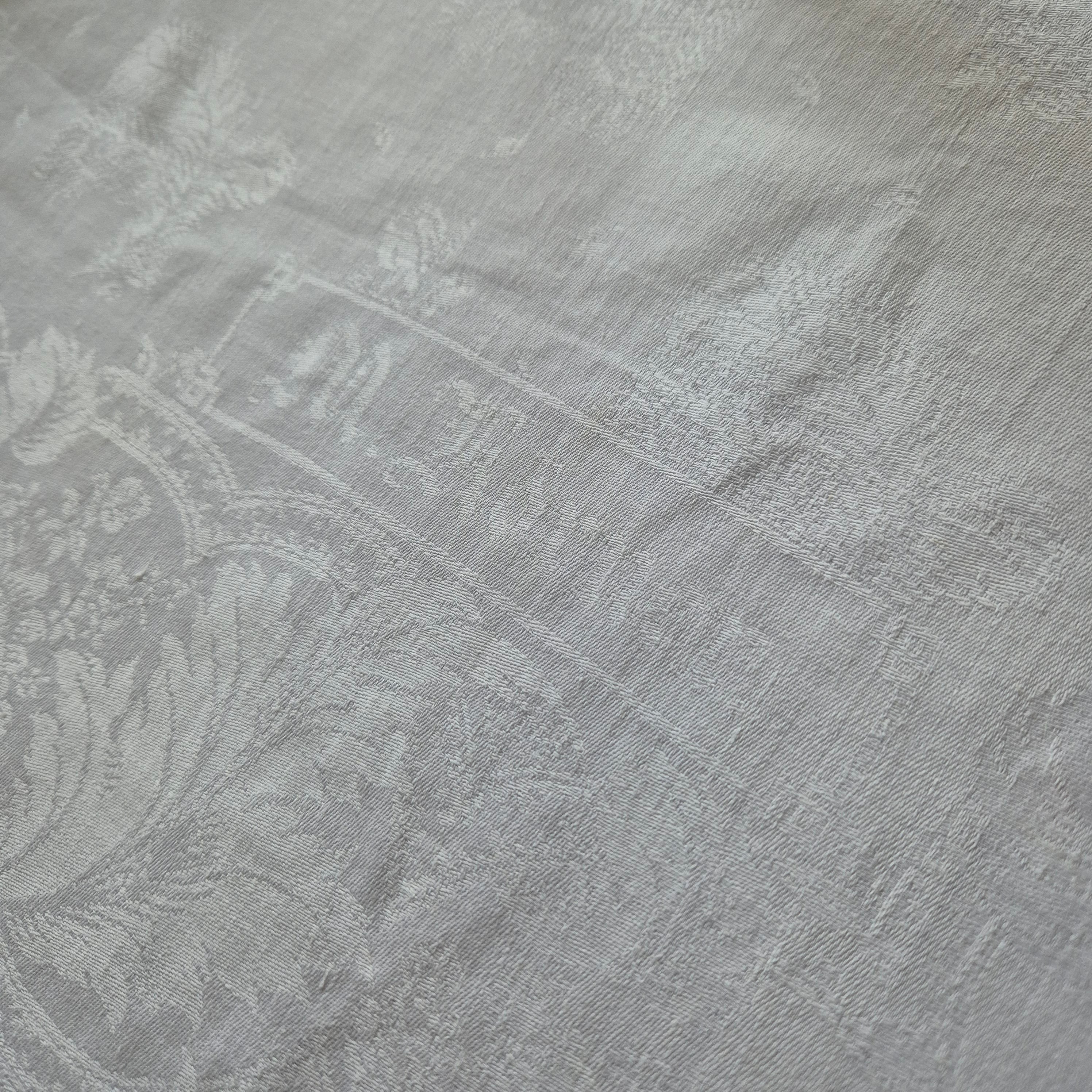 Antike Serviette / Mitteldecke weiß Damast Baumwolle 70x70cm Monogramm M.Körner 🤍