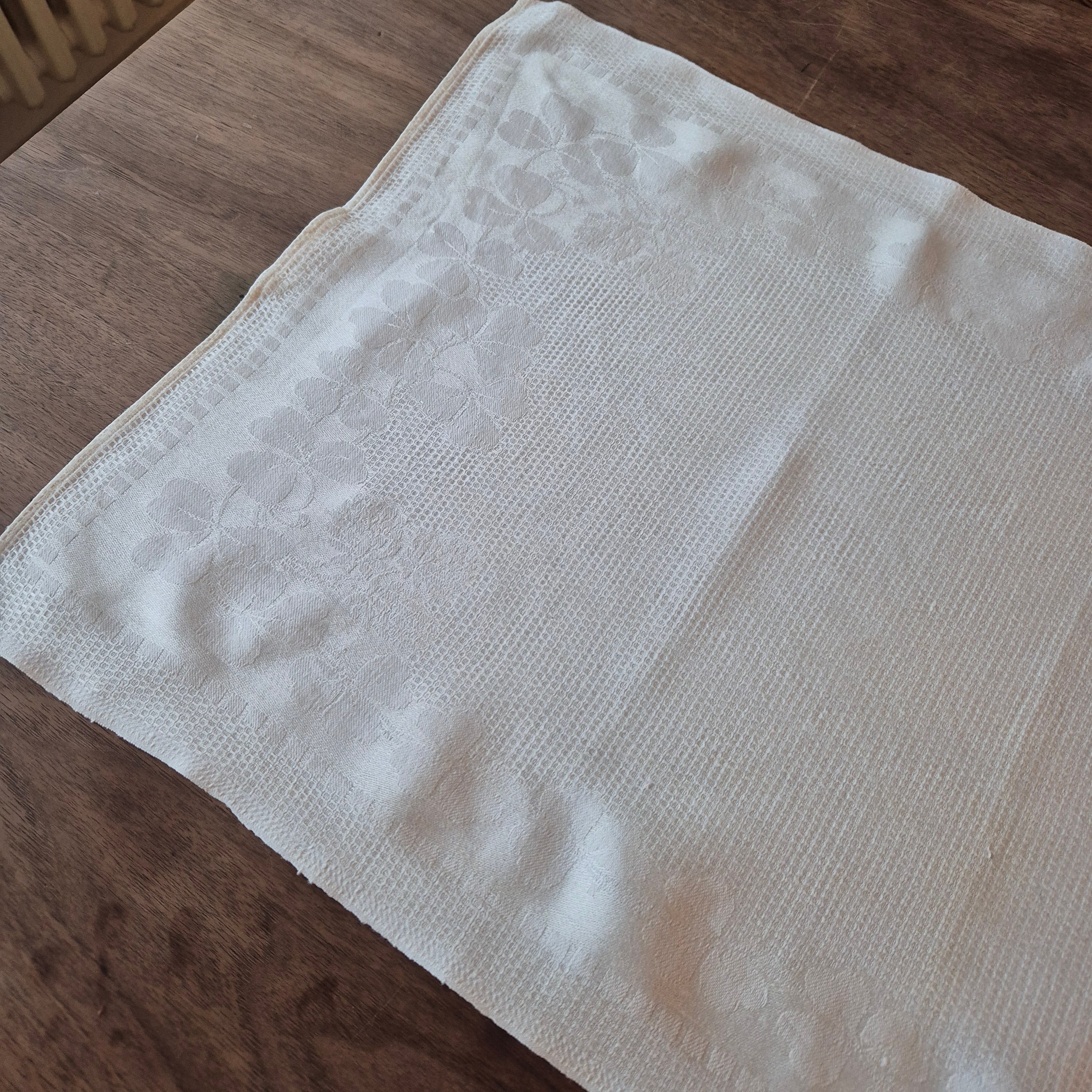 Antikes Jugendstil Küchen- & Geschirrtuch weiß Leinen Baumwolle 49x93cm Monogramm L.S. Kleeblatt 🤍