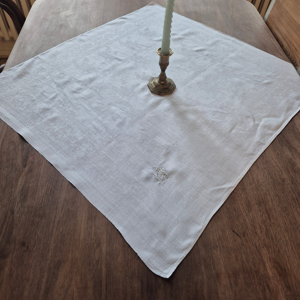Antike Serviette / Mitteldecke weiß Damast Baumwolle 67x73cm Monogramm S.S. 🤍