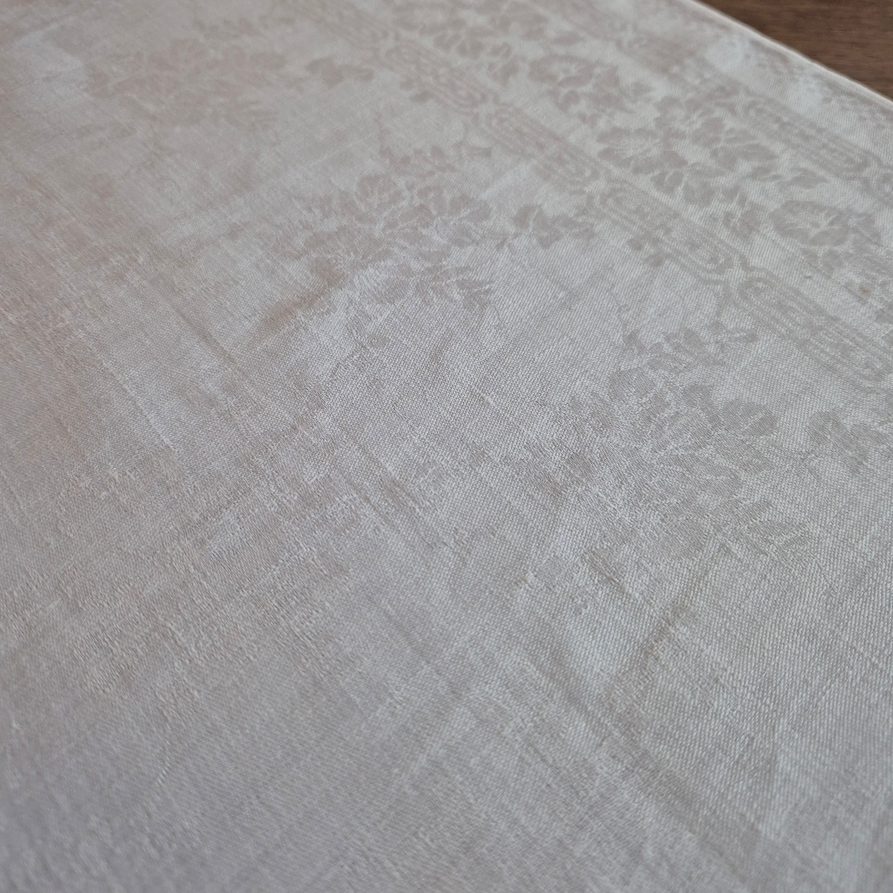 Antike Serviette / Mitteldecke weiß Damast Baumwolle 67x73cm Monogramm S.S. 🤍
