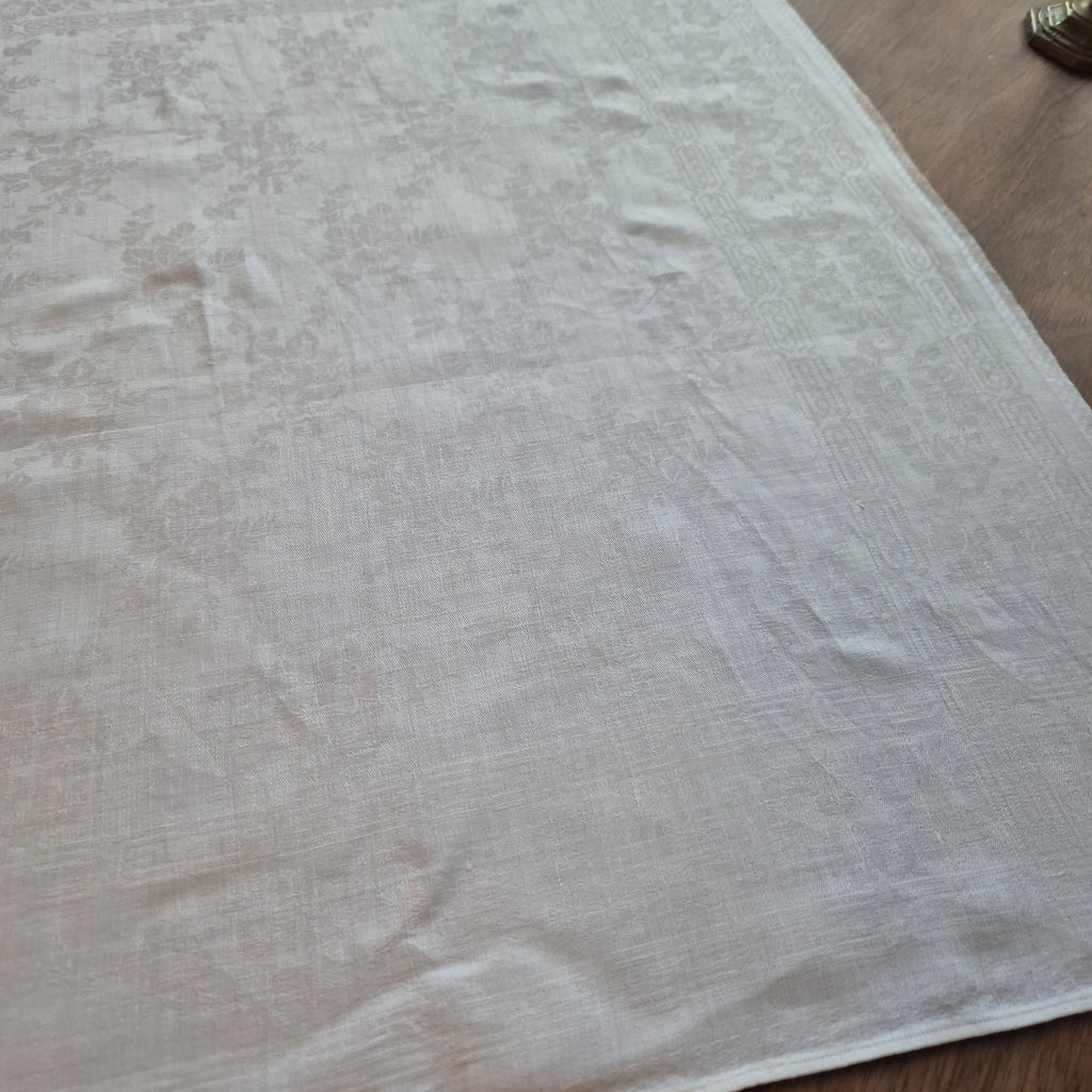 Antike Serviette / Mitteldecke weiß Damast Baumwolle 67x73cm Monogramm S.S. 🤍