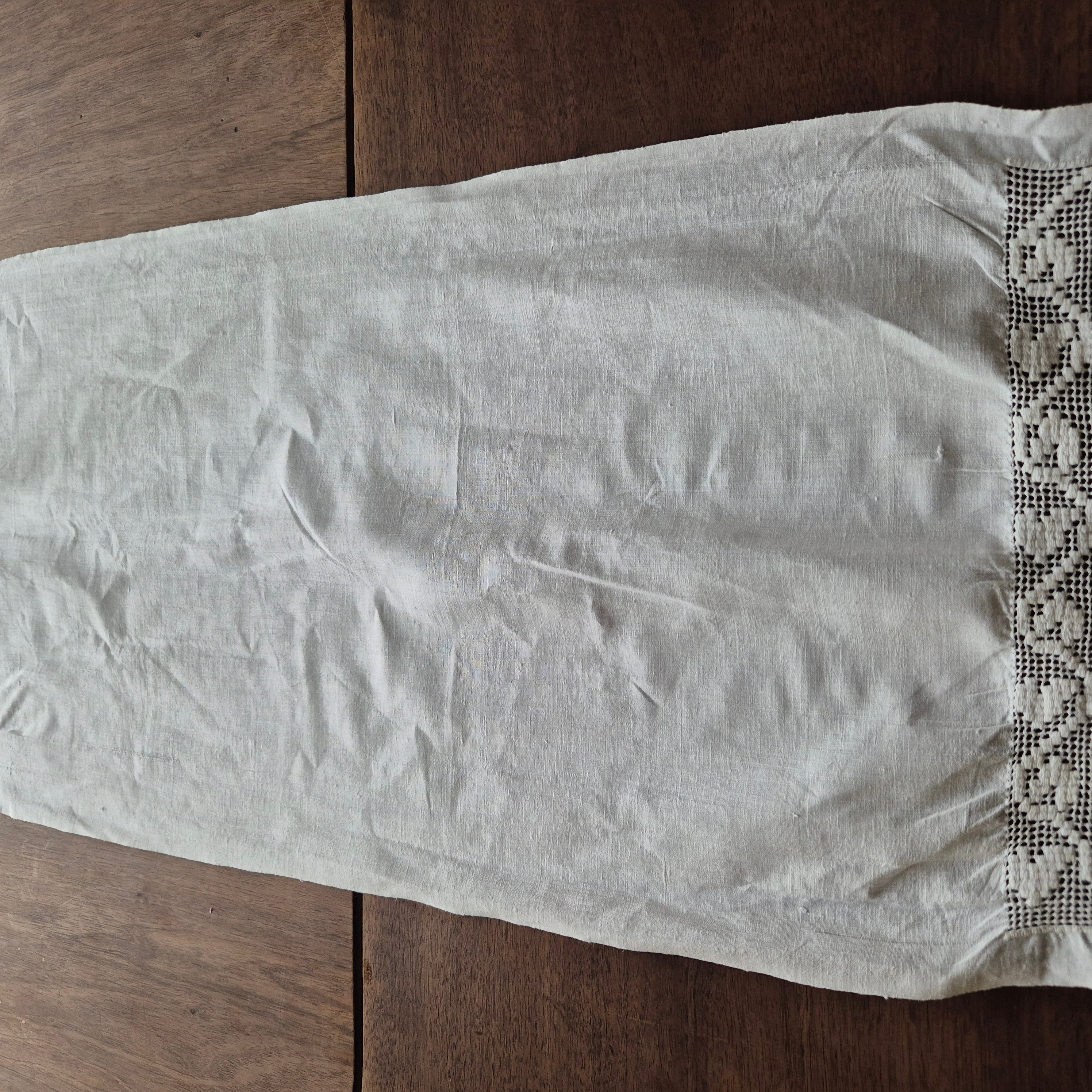 Antiker Jugendstil Tischläufer weiß Baumwolle 40x180cm (leicht verzogen) 🤍