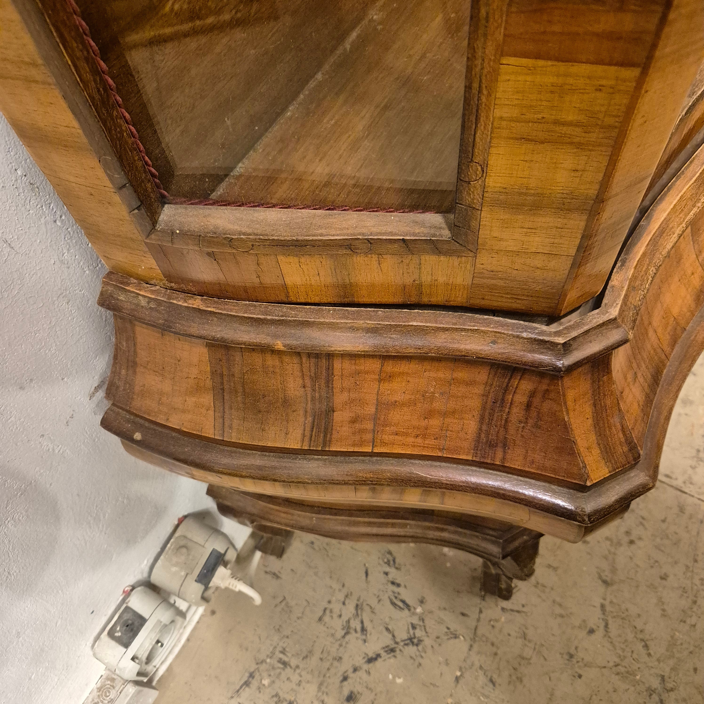 Antike Vitrine Barock Stil Glasschrank braun mit Schublade
