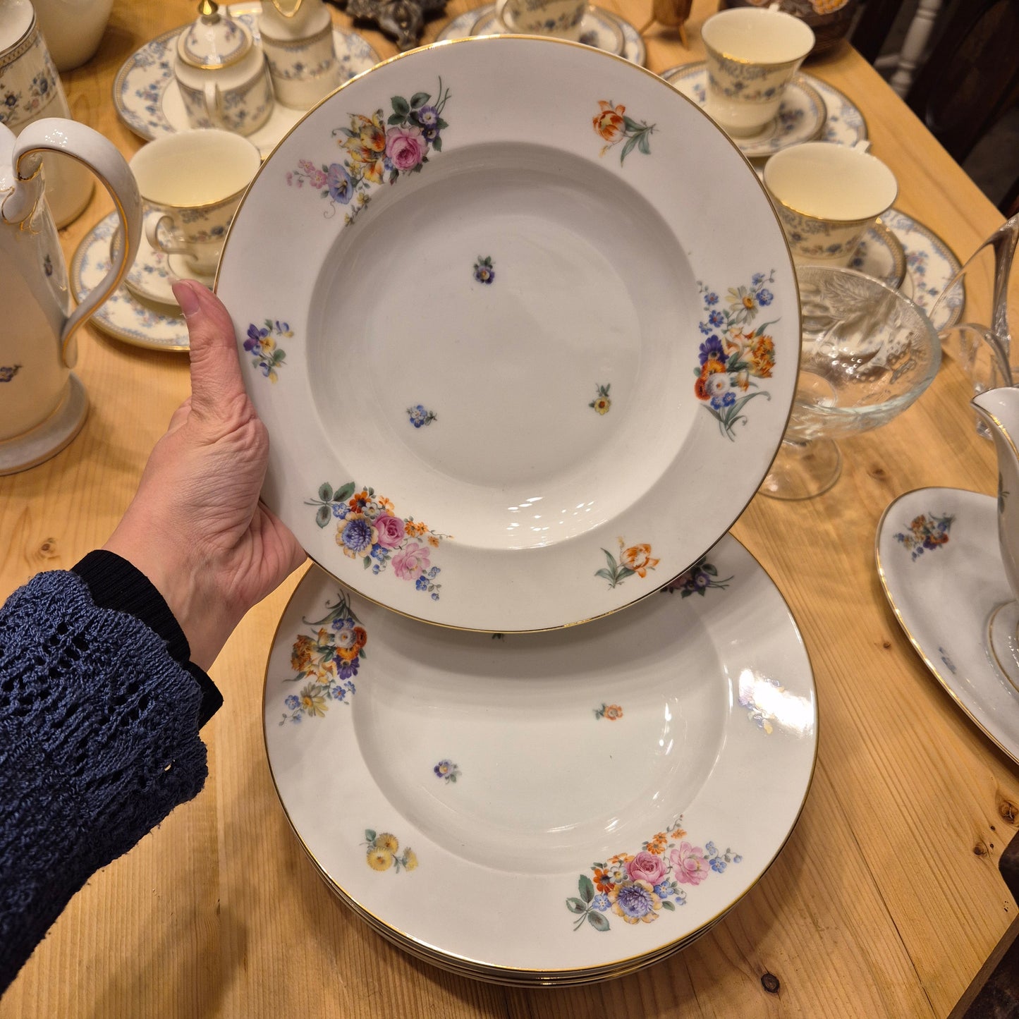 6x Antike Suppenteller Blumendekor weiß Goldrand Rosenthal