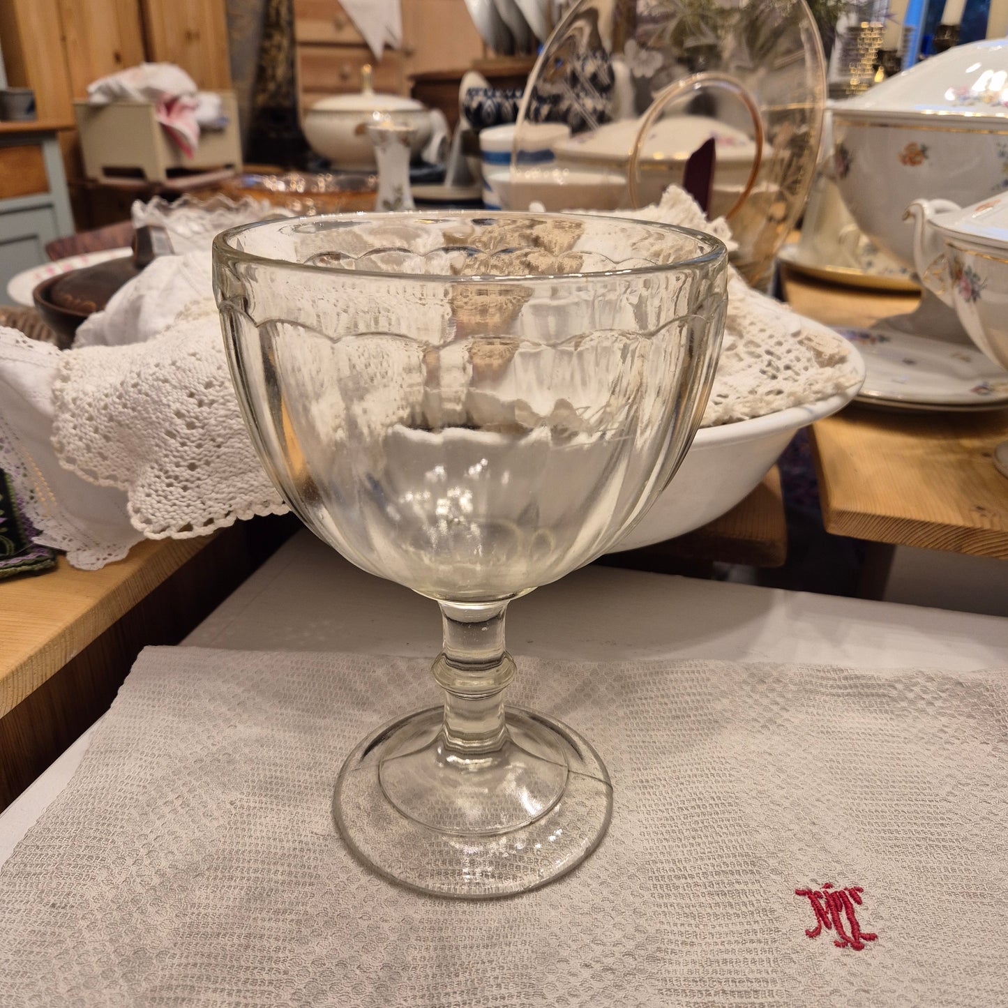 Altes 40er Jahre Glas groß oder auch Bonbonschale Vintage