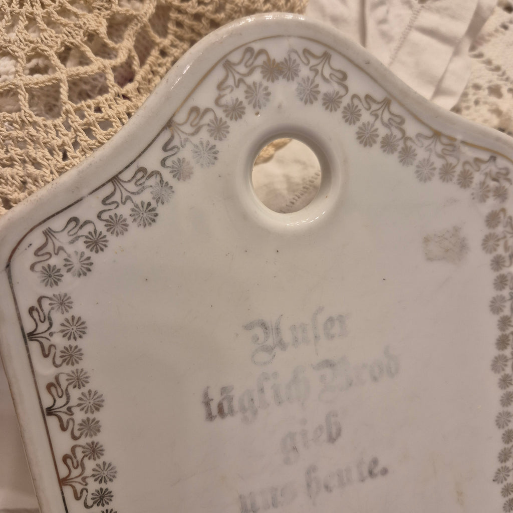 Antikes Frühstück Brot Käse Schneidebrett Platte Deutsche Sammlerstücke Porzellan "Unser täglich Brot gib uns heute."
