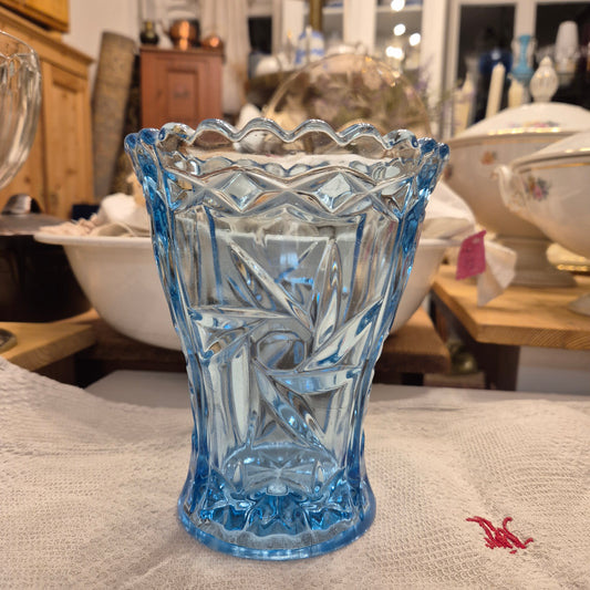 Wunderschöne alte hellblaue Vintage Glas Vase