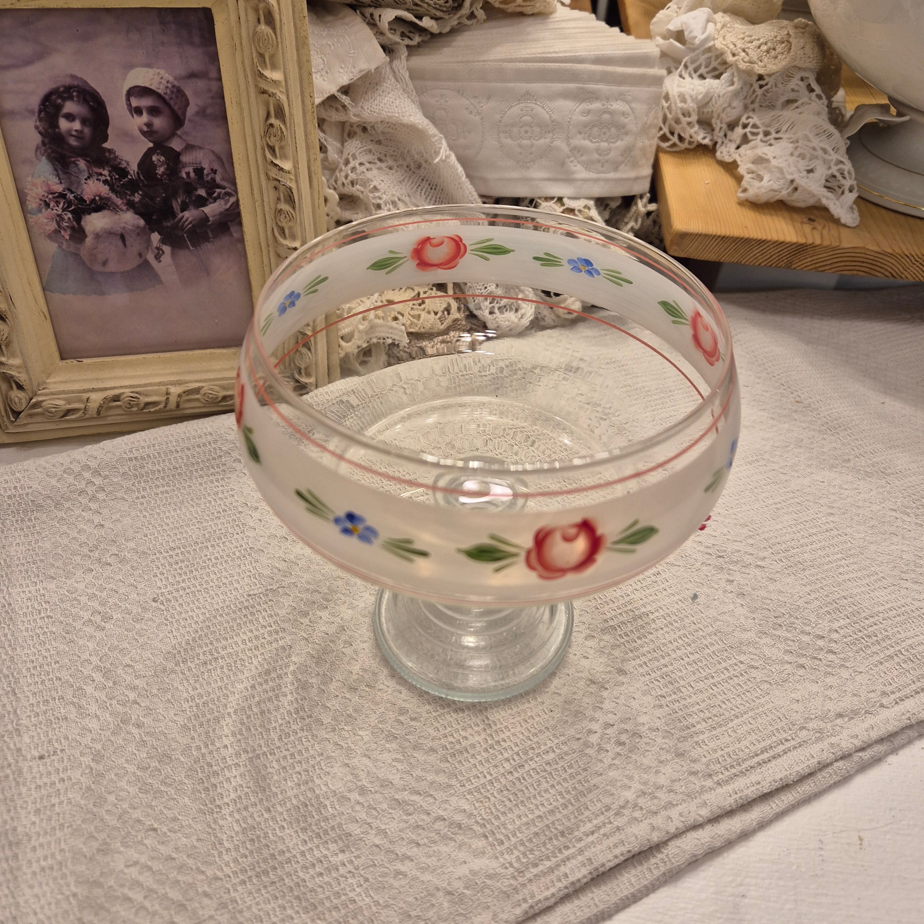 Vintage Glas Schale mit Fuß Bonbon Rosenmalerei Blumen Handbemalt