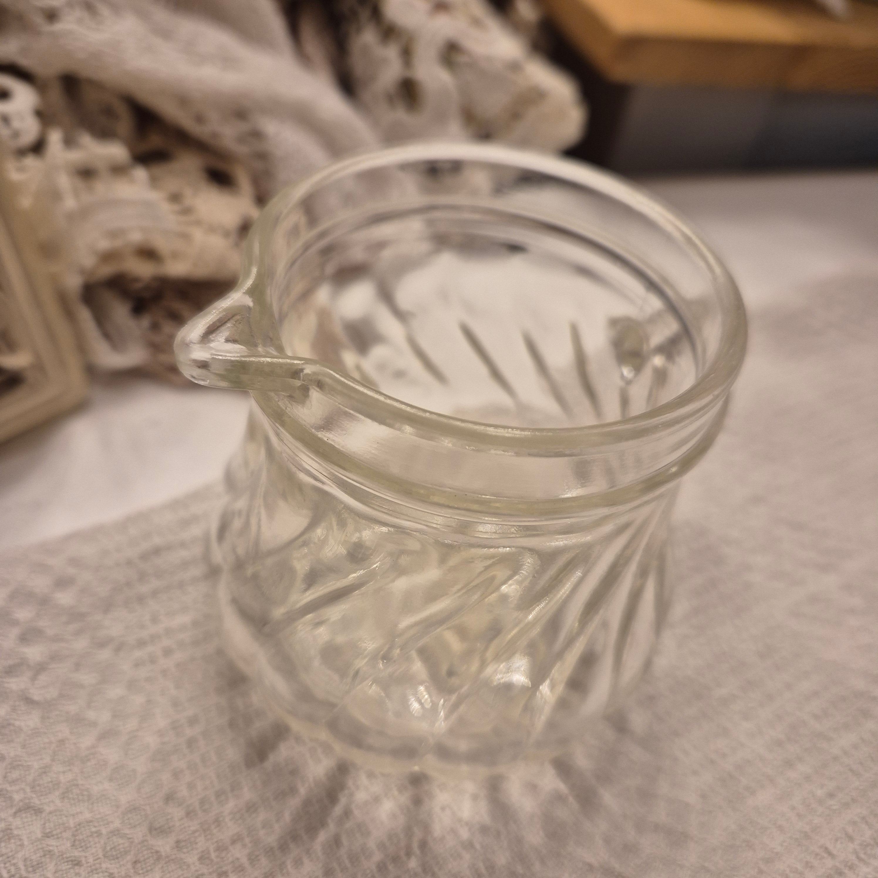Vintage Milchkännchen Milchkanne Krug Kanne klein Glas