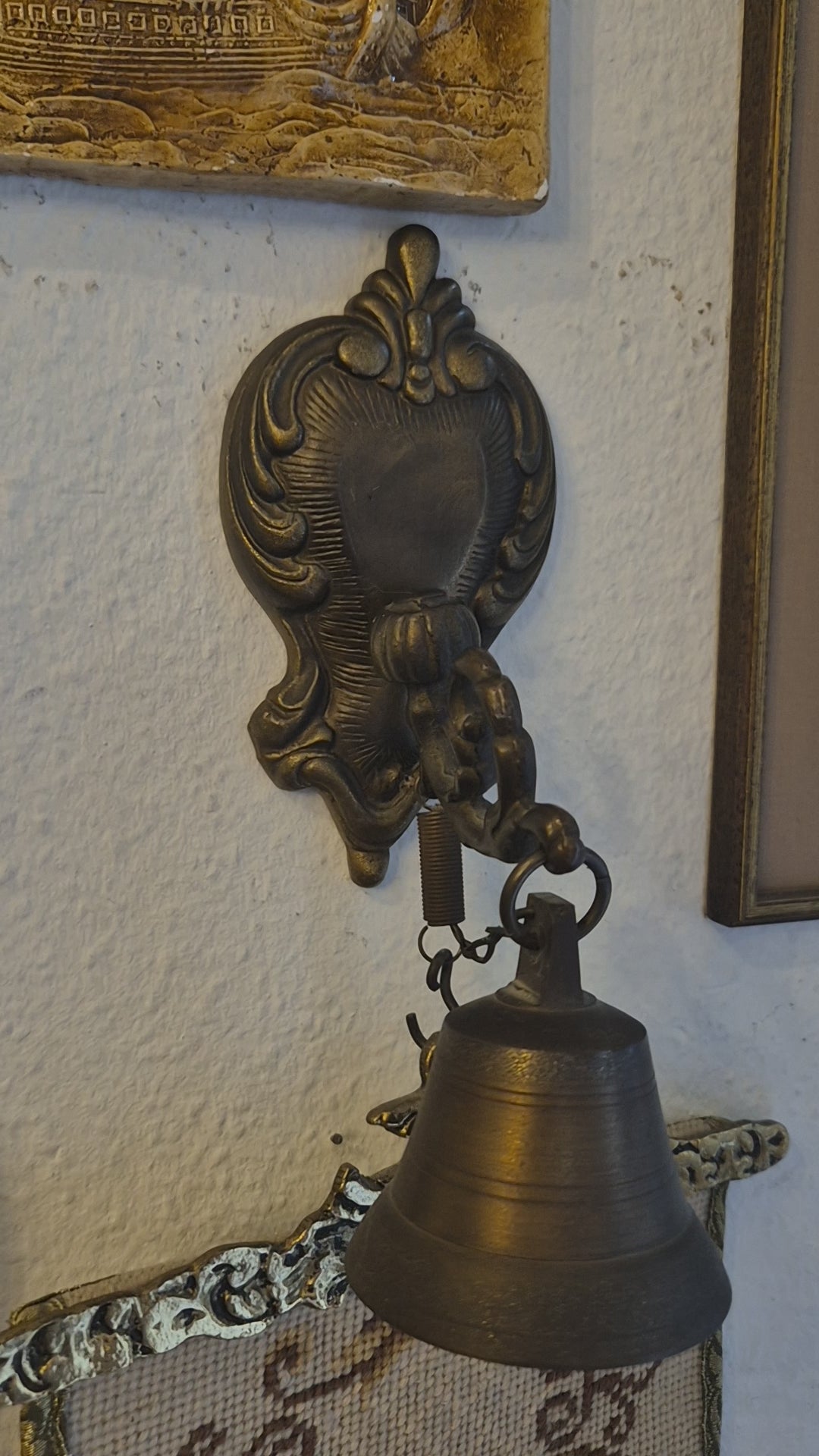 Wandbehang im Gobelin Stil echte Handarbeit & Glocke Türglöcke Tapisserie Bildwirkerei Vintage 60er Jahre