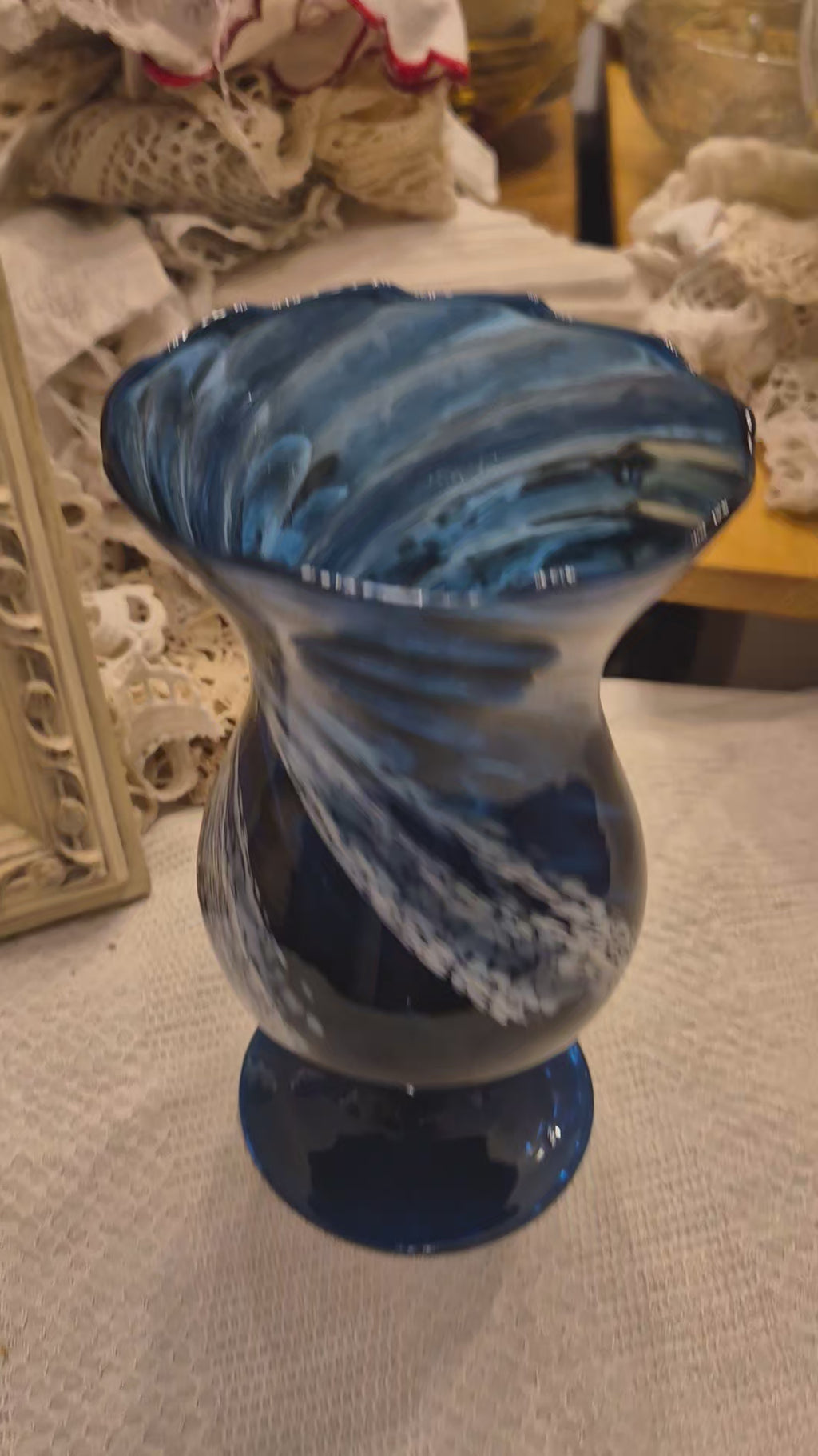 Blaue Vintage Glas Vase transparent Baluster