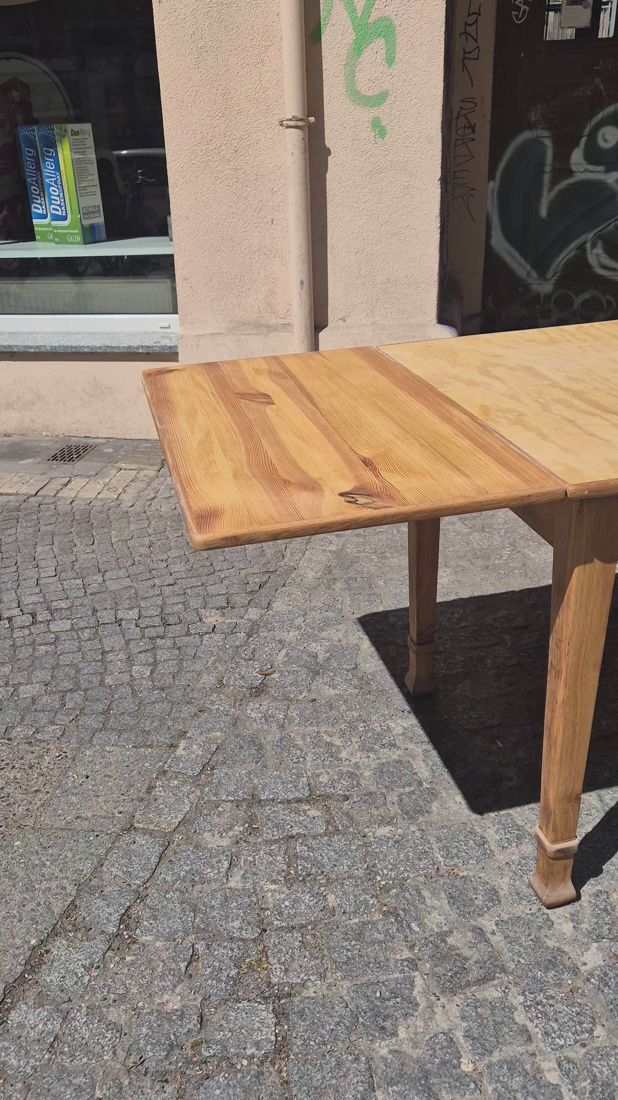 Antiker Jugendstil Tisch - abgeschliffen - Kiefernholz