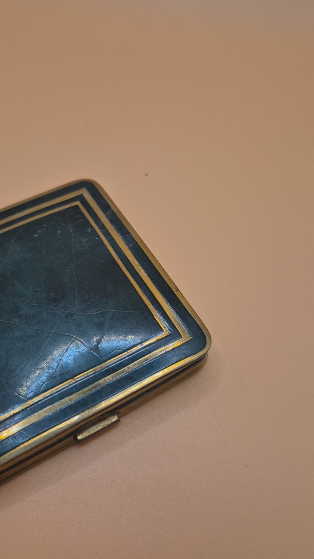 Vintage Puderdose Art Deco Dose colebri grün gold