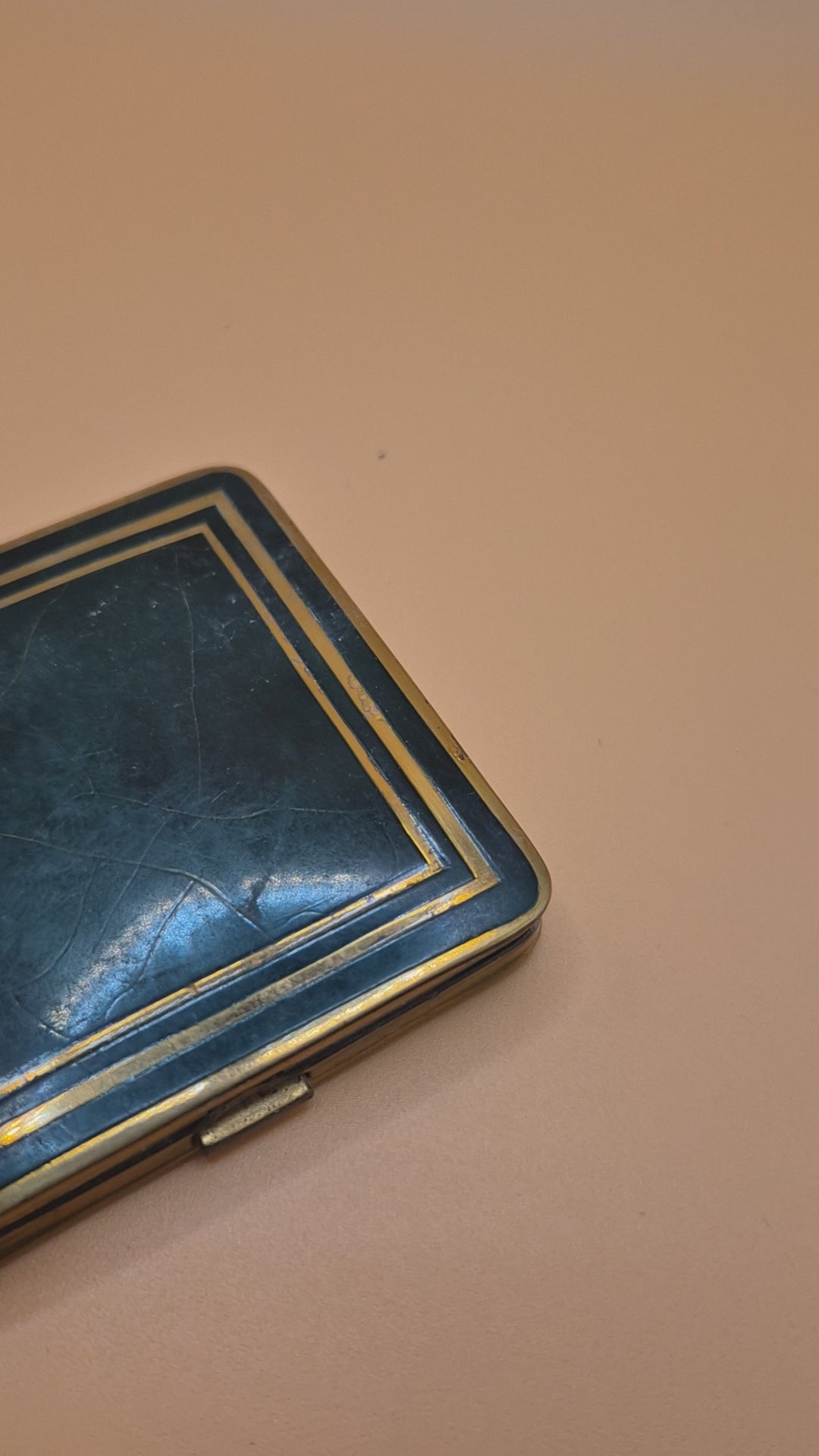 Vintage Puderdose Art Deco Dose colebri grün gold