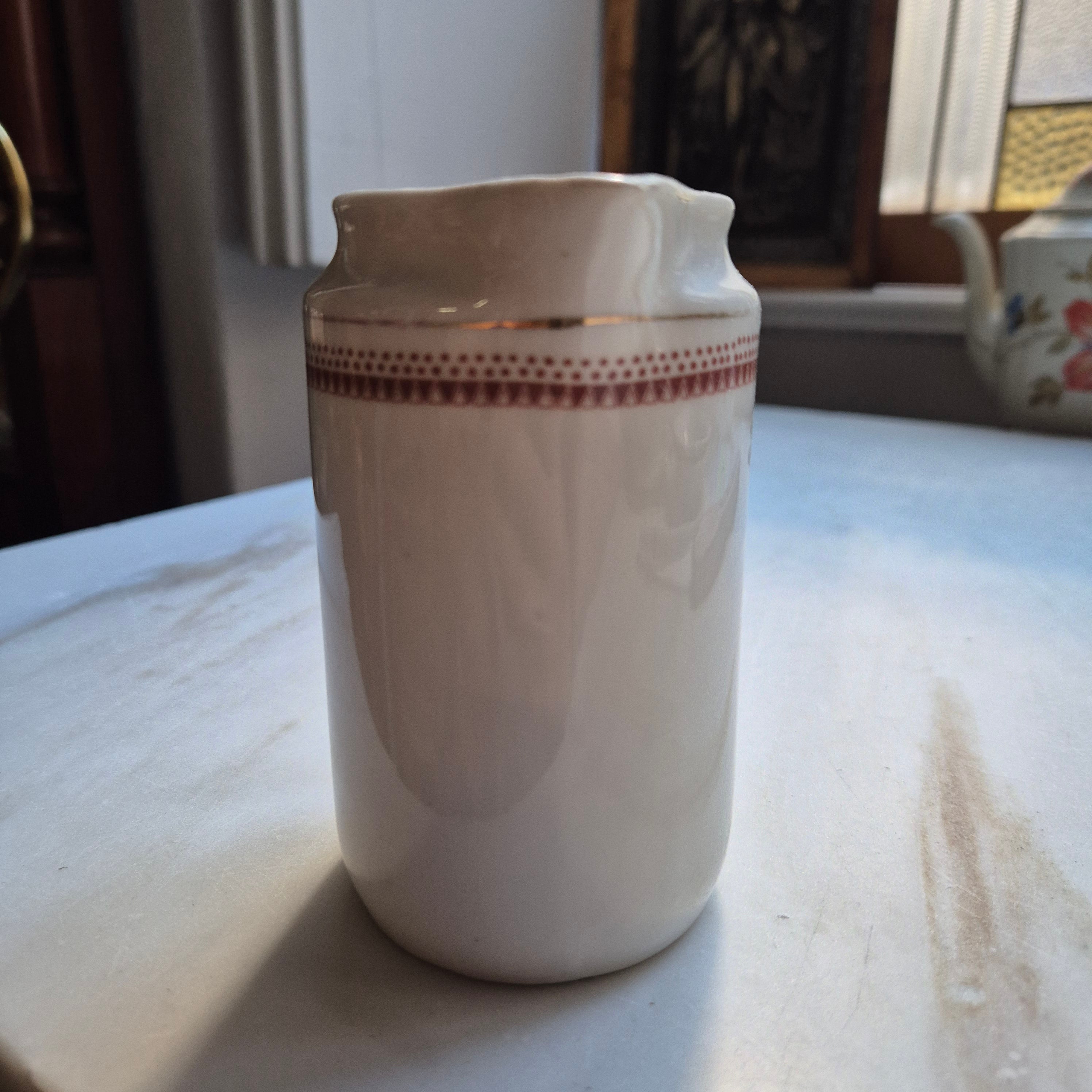 Antikes Milchkännchen Jugendstil handbemalt Blumendekor