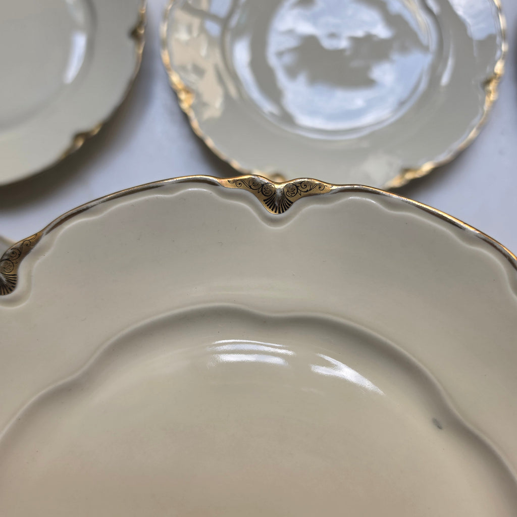 Antike Schönwald Porzellan-Essteller mit Goldrand & Muschelrelief (9er-Set) – Elfenbein/Creme (Kopie)