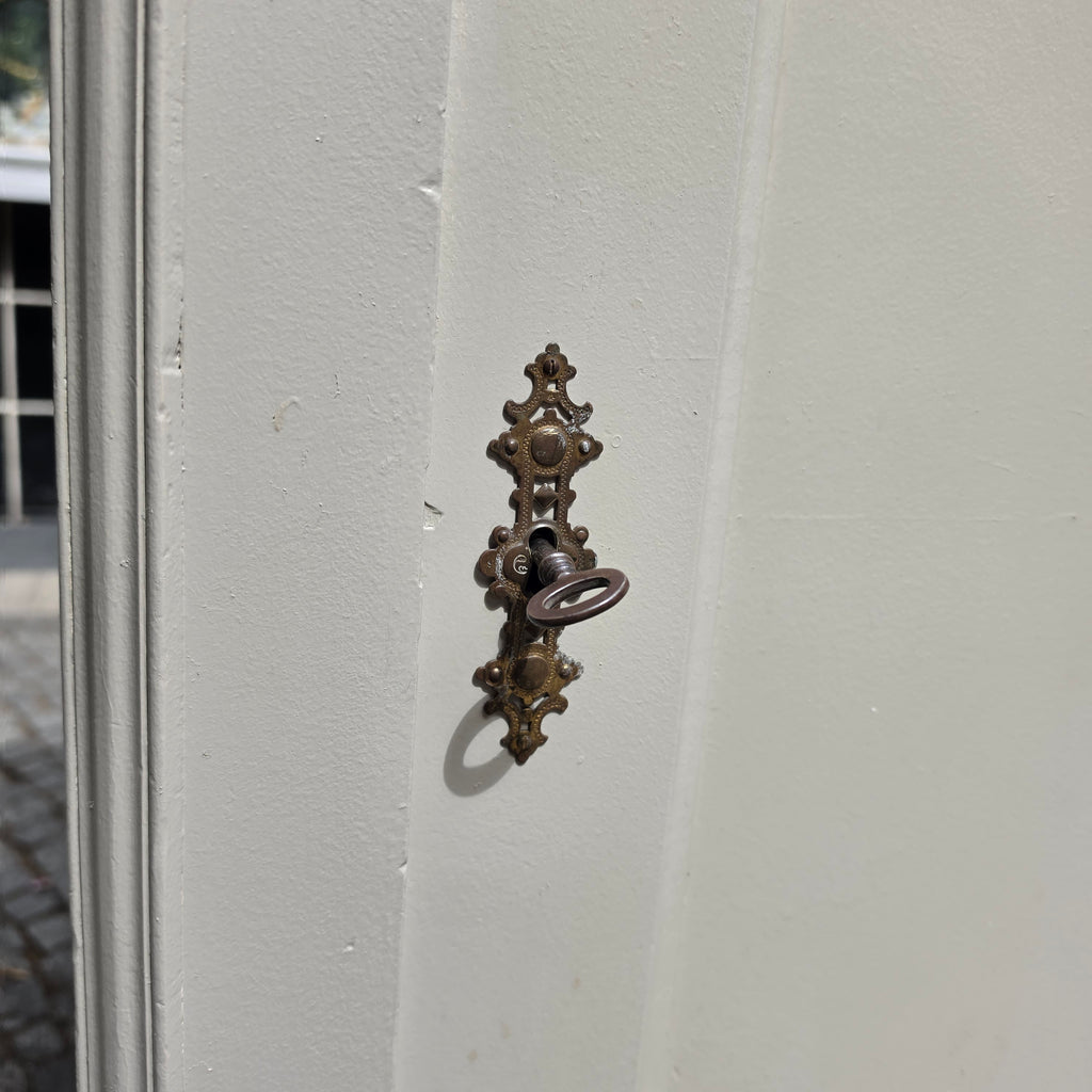 Antikes Gründerzeit-Vertiko um 1890 – Graubeige - Shabby Chic