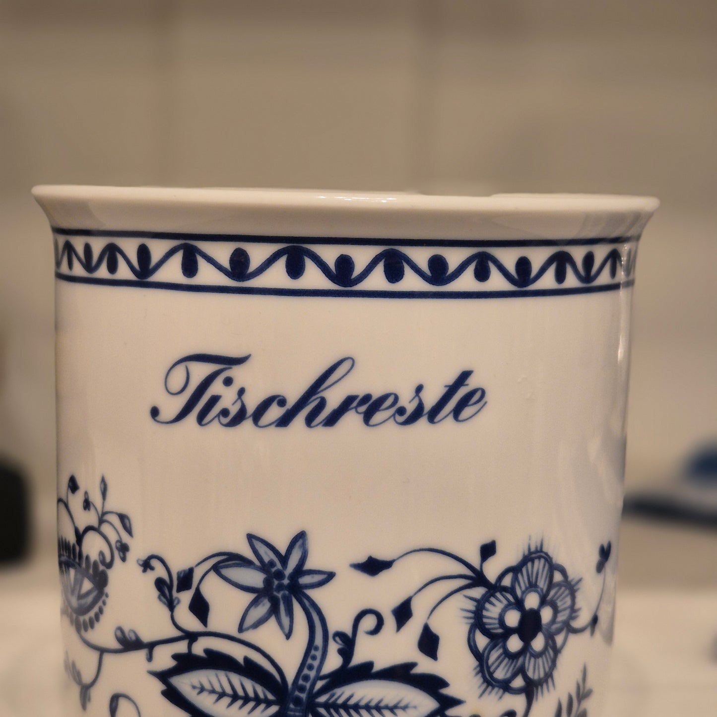 Vintage Übertopf Topf Gefäß für Tischreste Triptis Porellan Zweibelmuster