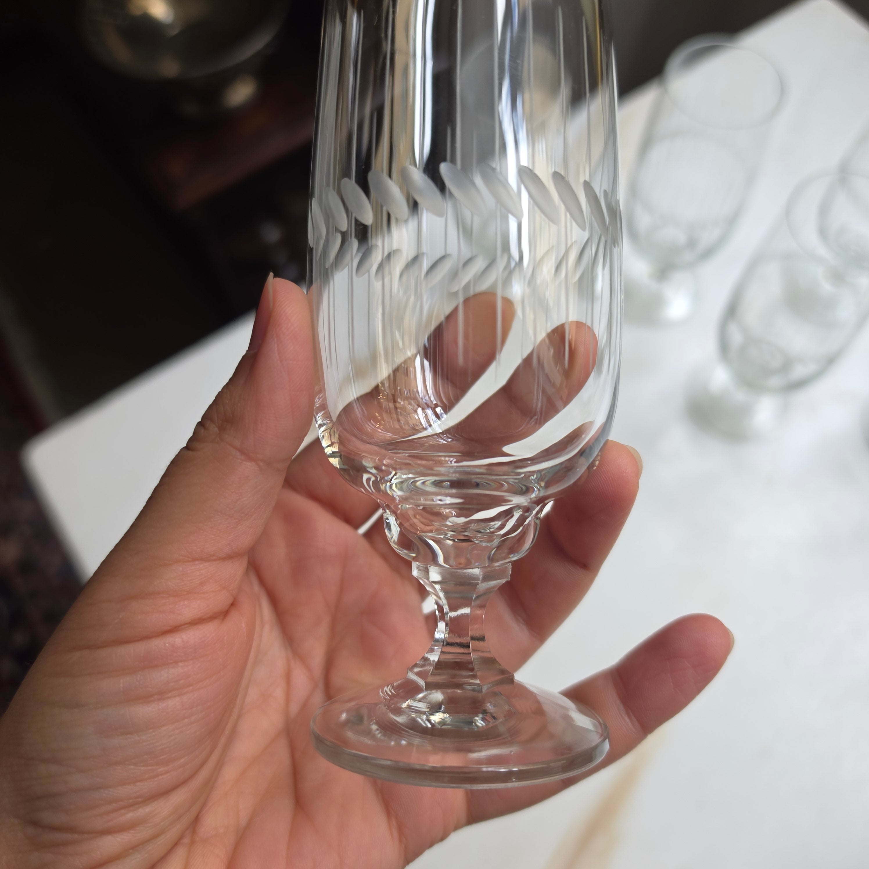 8x Vintage-Gläser mit elegantem Schliffmuster – Perfekt für Longdrinks, Wasser & Party's