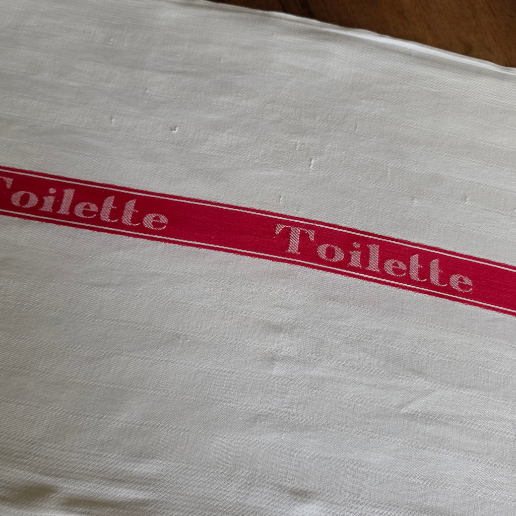 Vintage „Toilette“ Handtuch - Paradehandtuch – Nostalgischer Charme für dein Badezimmer 44x90cm