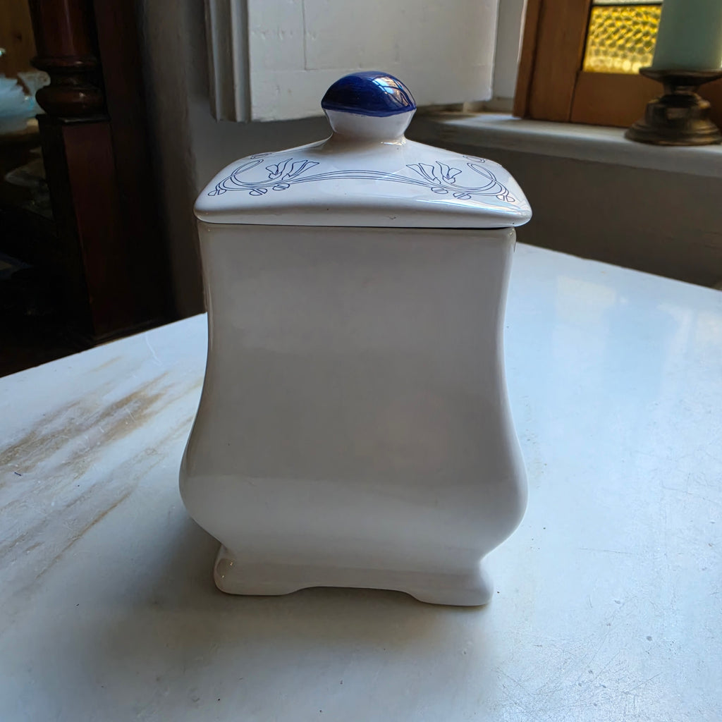 Alte Vorratsdose Biedermeier Stil Mehl weiß blau Porzellan
