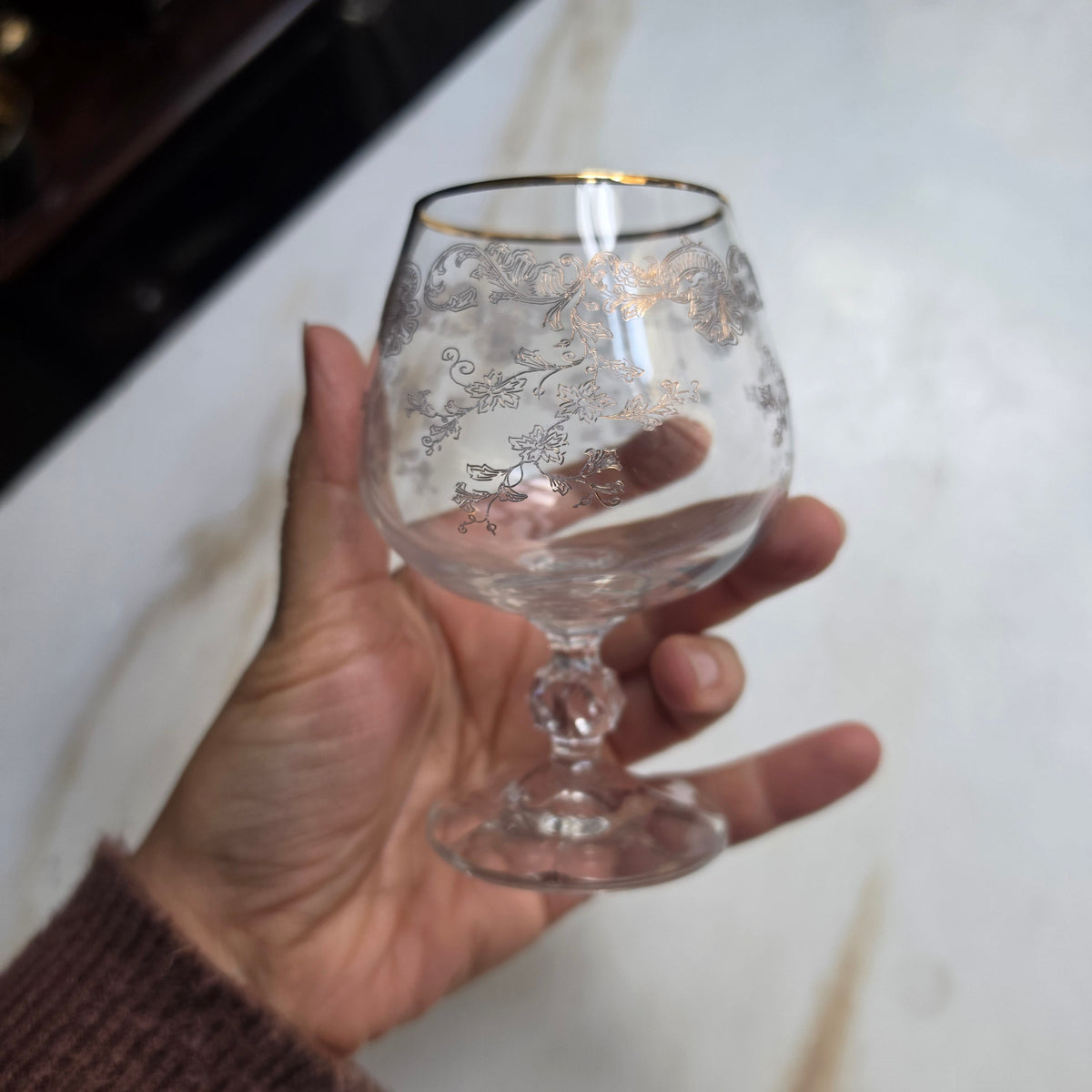 Edles Vintage Cognac- & Likörglas mit Goldrand und Barock-Gravur