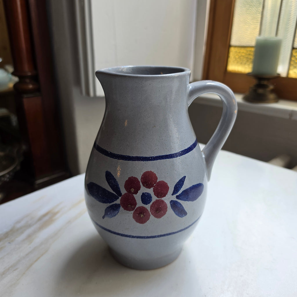 Vintage Keramik-Krug „Blumen-Dekor“ – Handmade - grau blau