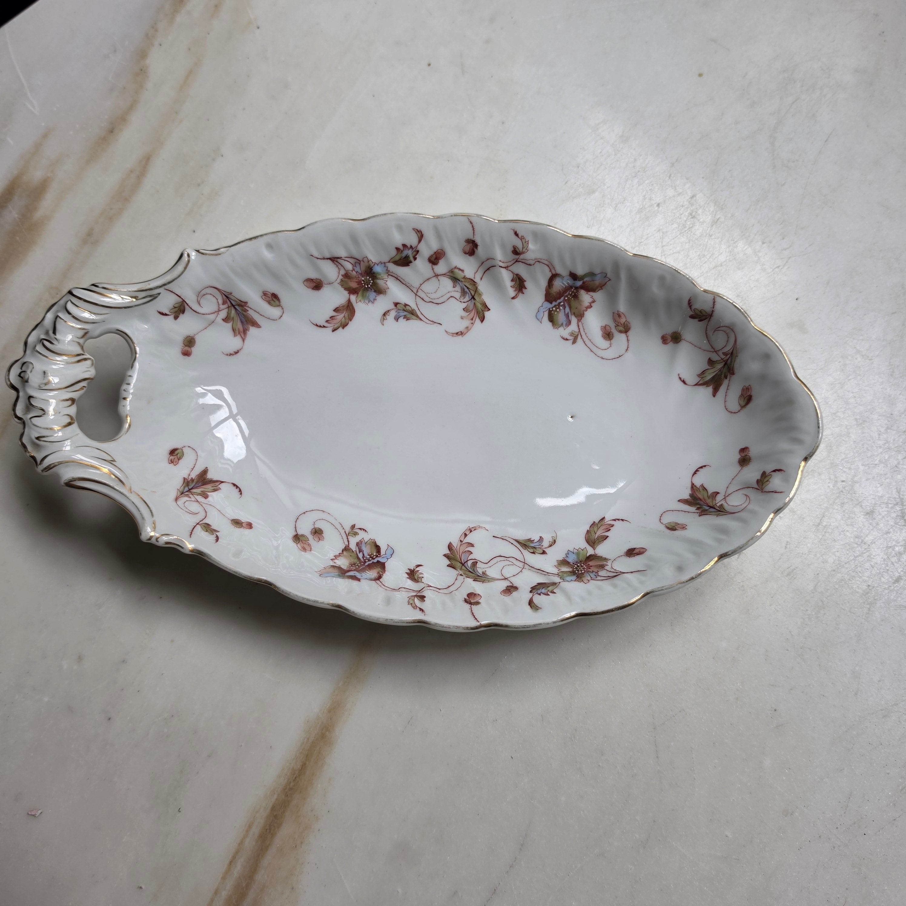 Antike Porzellan-Anbietschale mit floralem Dekor & Goldrand – Vintage Servierschale - Oval