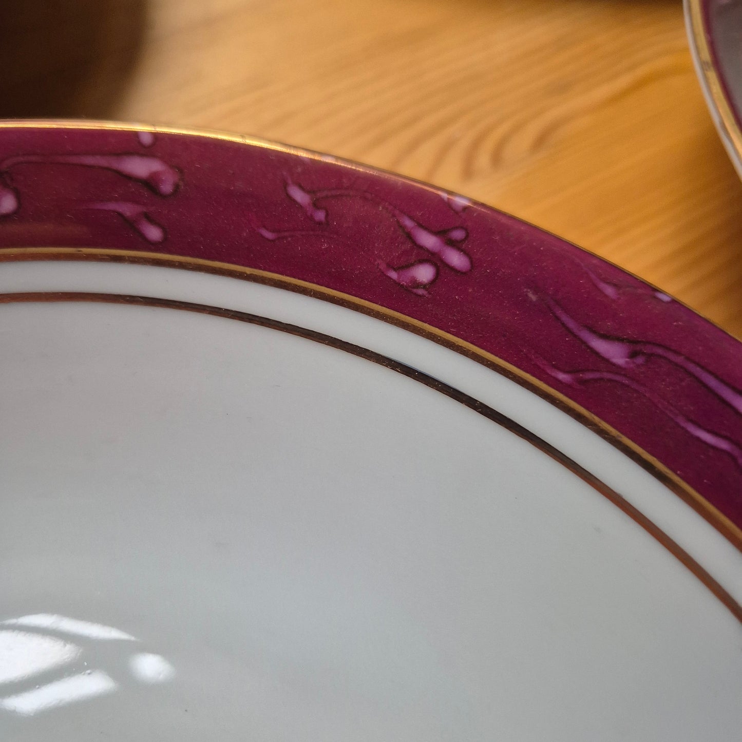 6x Antike tiefe Speiseteller Blumendekor weiß mit lila Goldrand