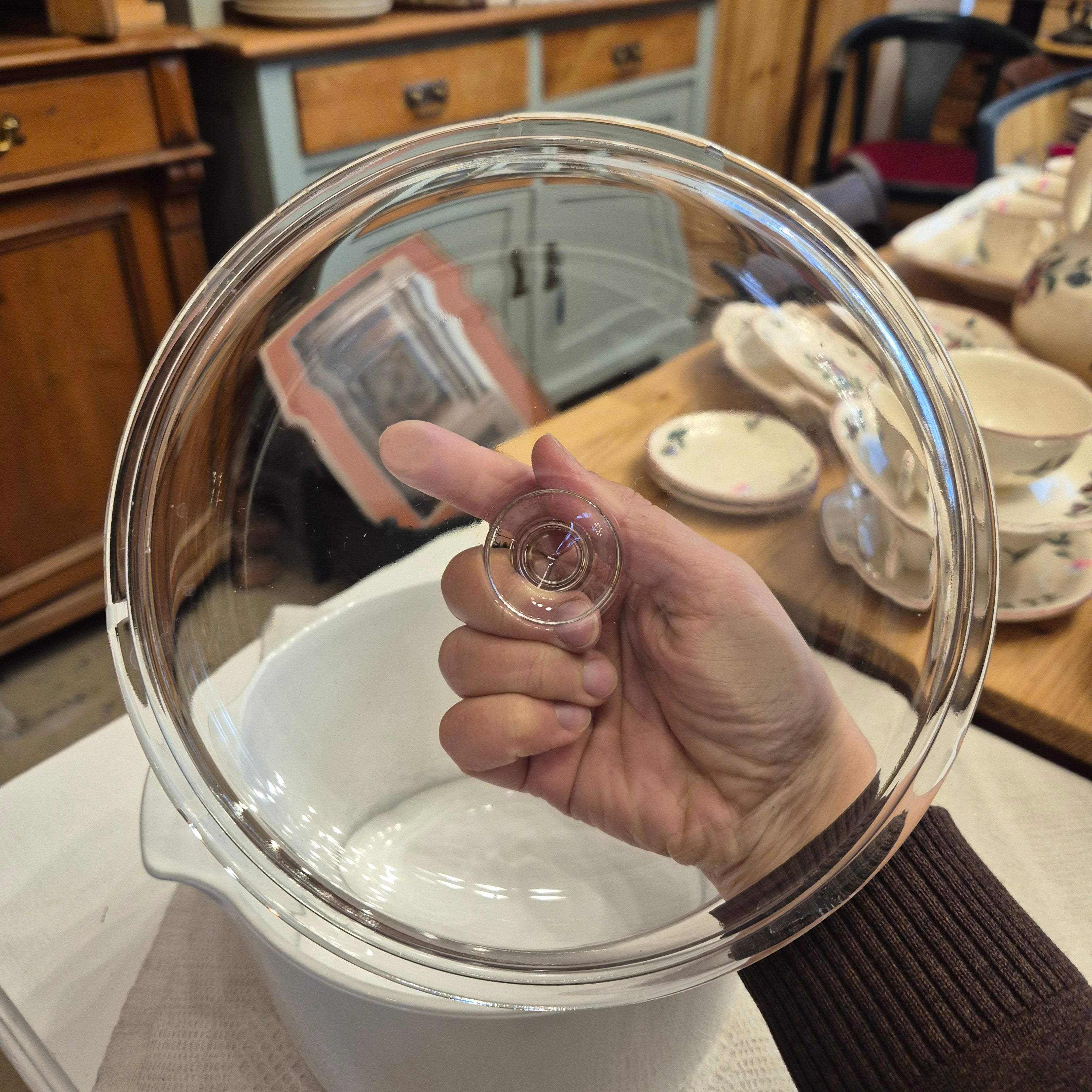 Vintage Porzellan Schüssel mit Glasdeckel Landhaus Vorratsschüssel Salat Nudelsalat weiß transparent