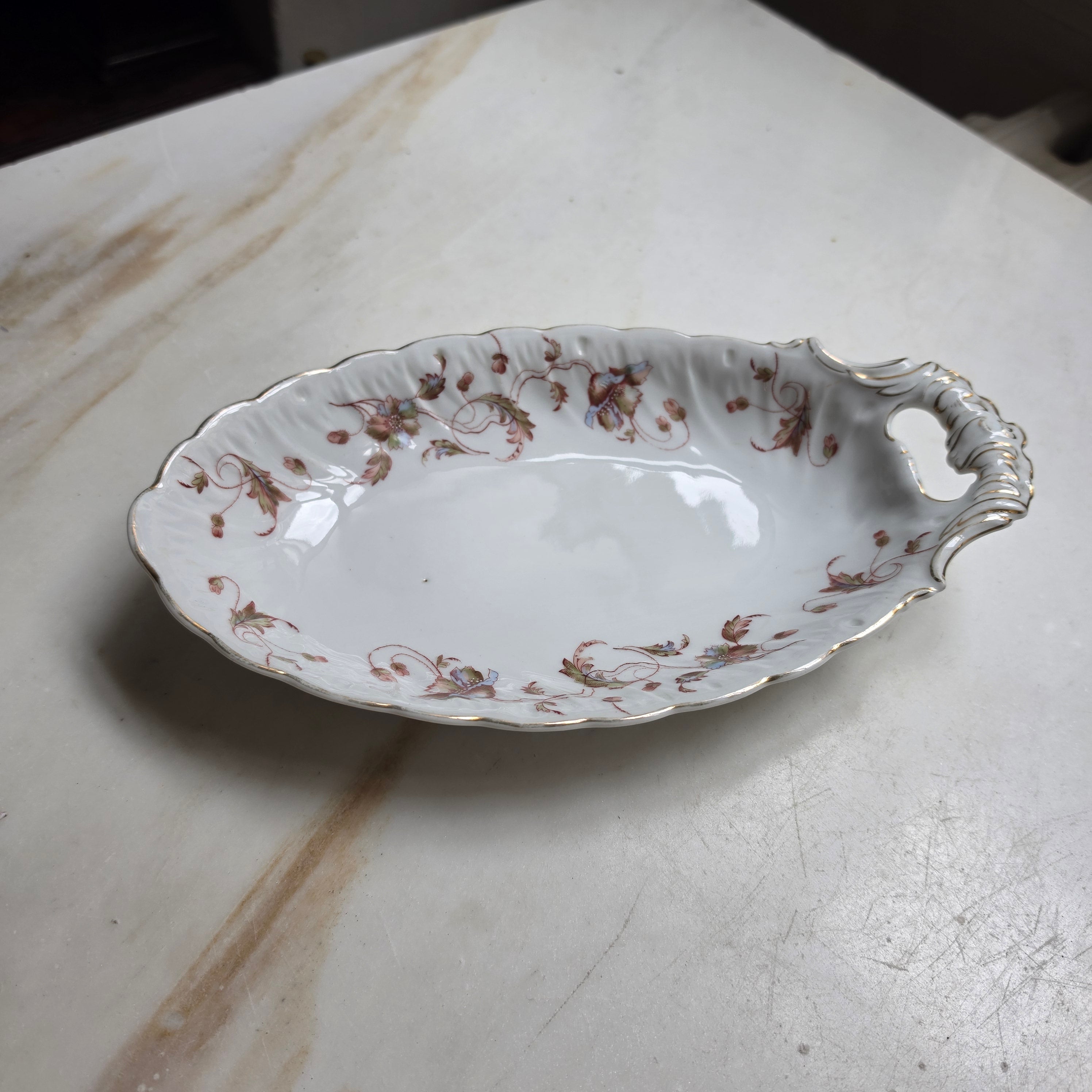 Antike Porzellan-Anbietschale mit floralem Dekor & Goldrand – Vintage Servierschale - Oval