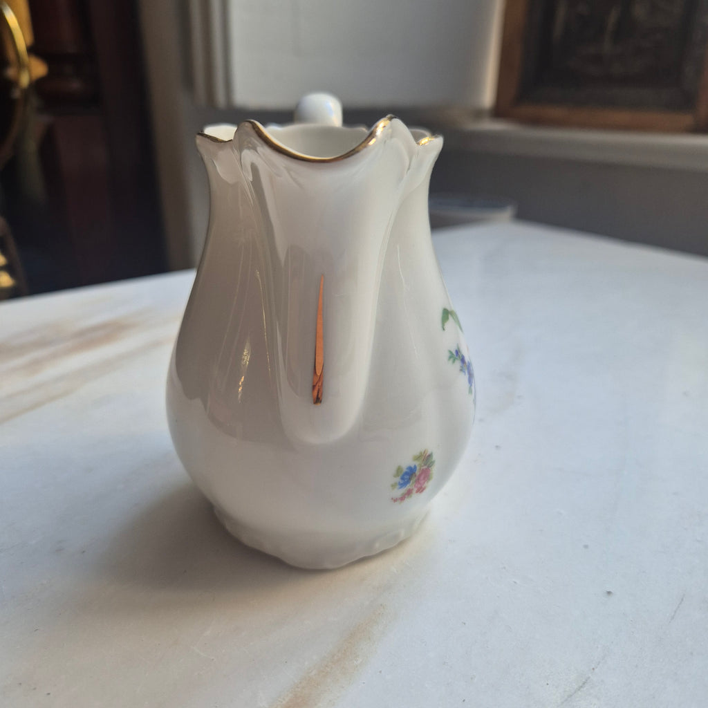 Antikes kleines Milchkännchen von Bavaria Porzellan Germany mit Blumendekor Tulpe