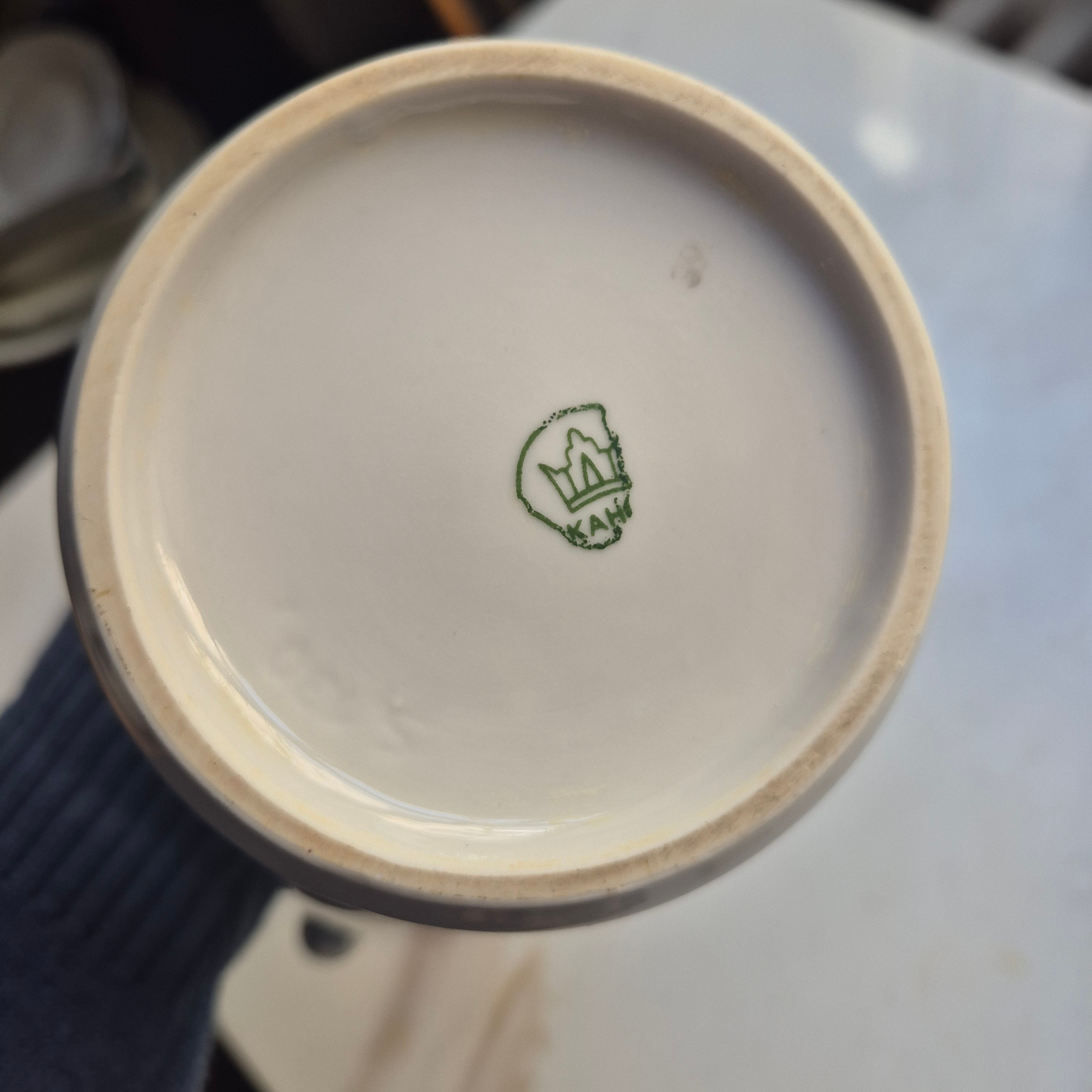 Vintage Kahla Tee Kaffeekanne Kanne weiß blau goldrand