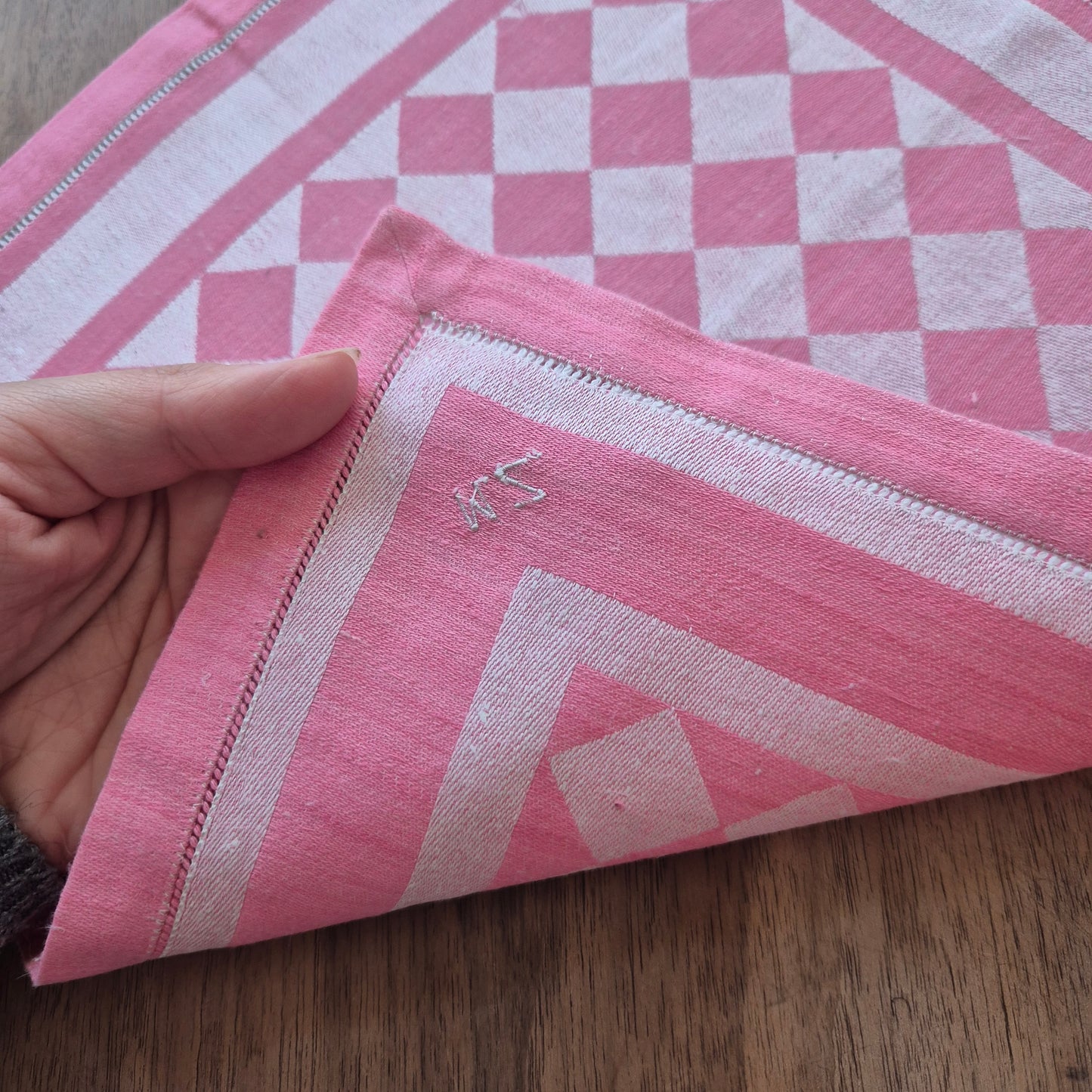 Vintage Rosa weiße Stoff Serviette Einstecktuch Monogramm M.Z 34x34cm Baumwolle