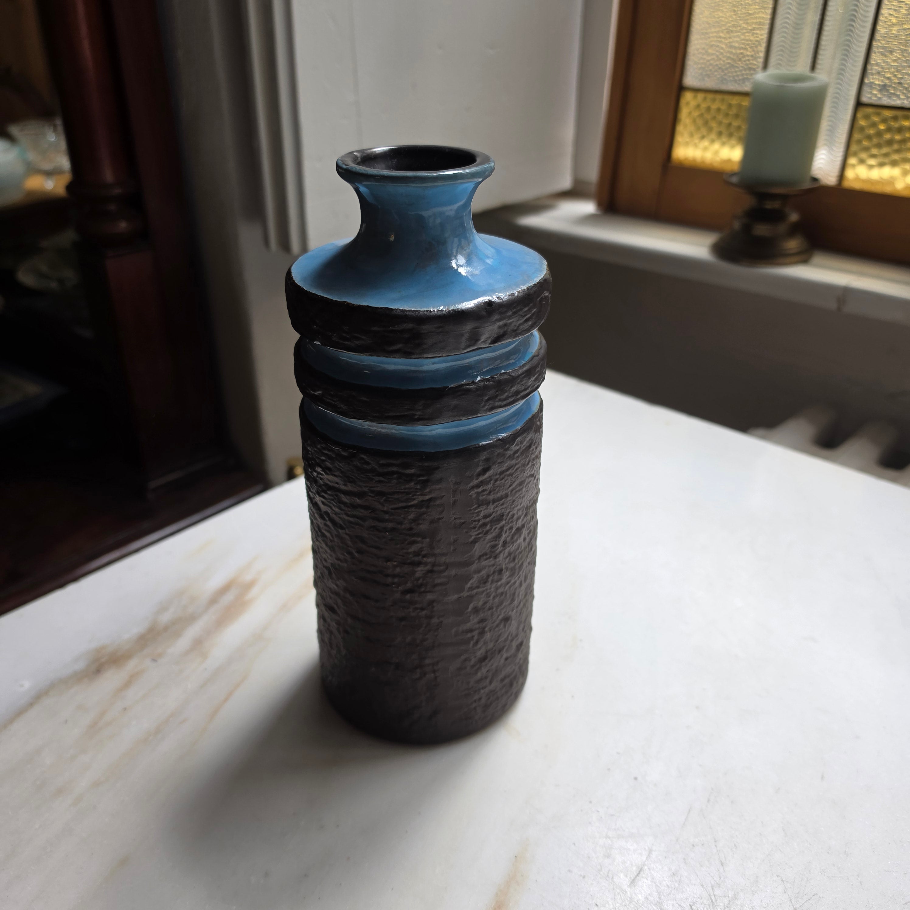 Retro Vase blau schwarz 70er Jahre Vintage Keramik alt und einzigartig