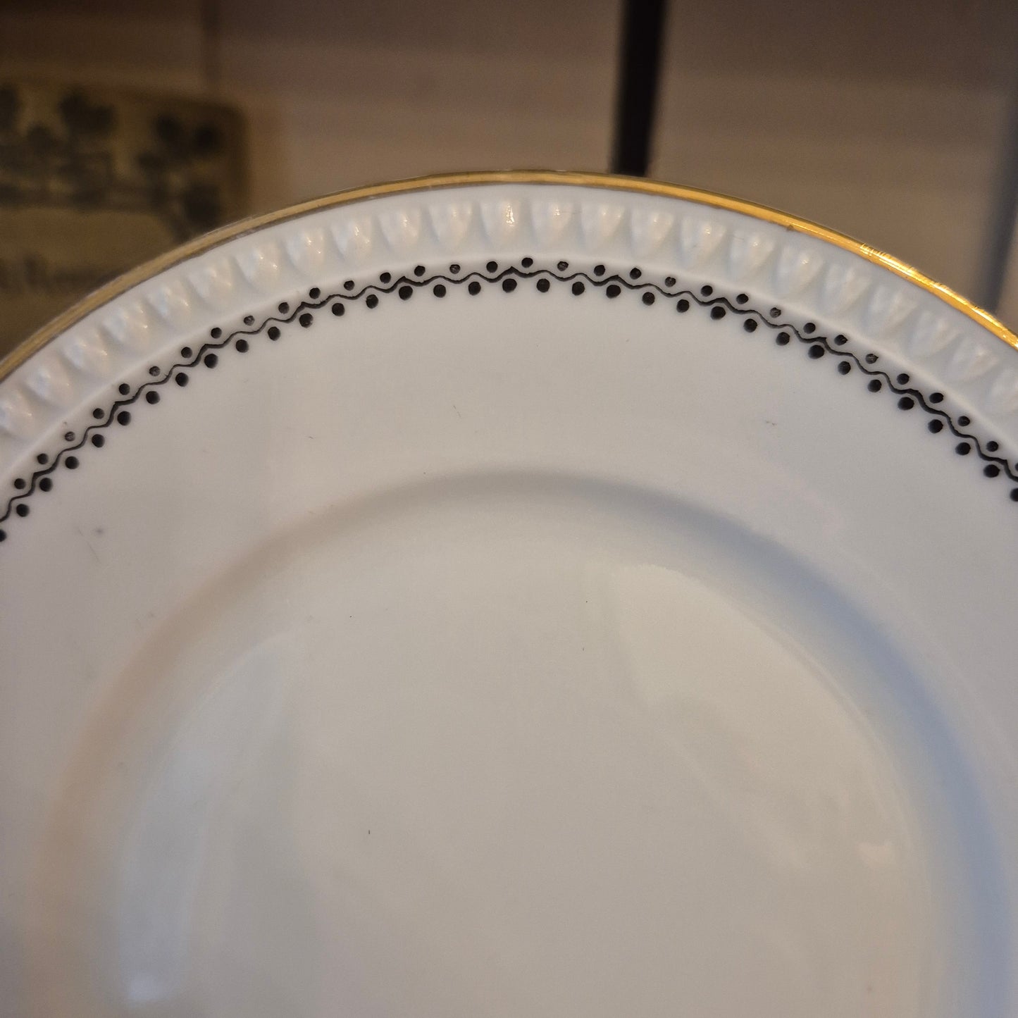 9xAlte kleine Gebäckteller Teller Vintage Silesia Porzellan weiß gold schwarz