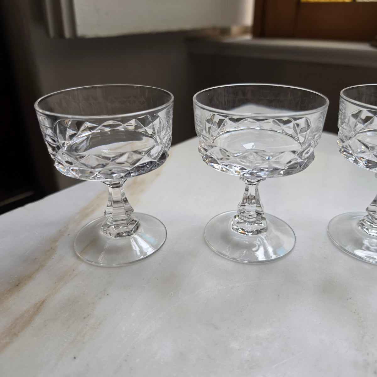 4er-Set Vintage Kristall-Likörgläser - Aperitifgläser mit Diamantschliff & Sechskant-Stiel