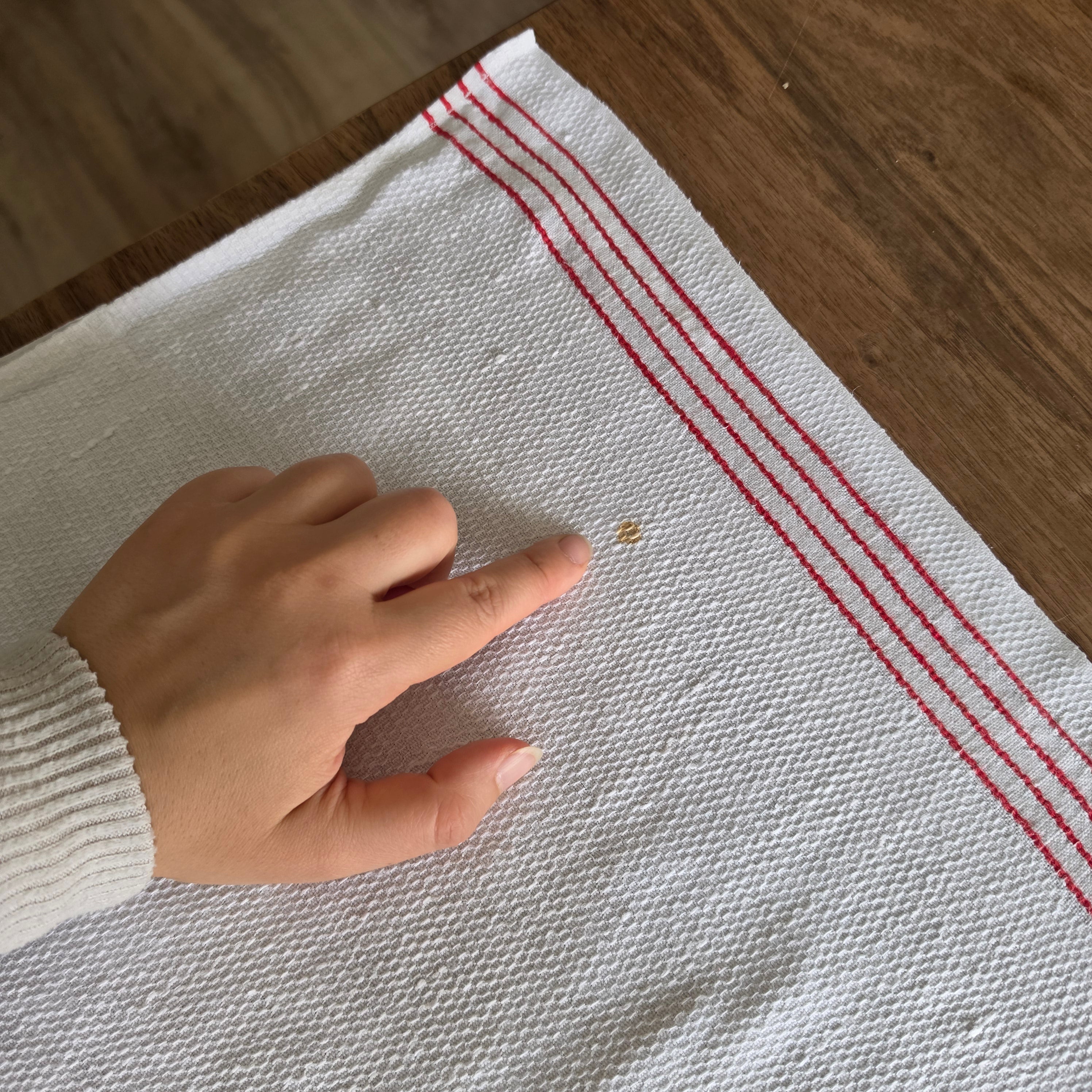 Vintage Tischläufer / Mangeltuch mit roter Einwebung & Monogramm "FH" - 47x117cm